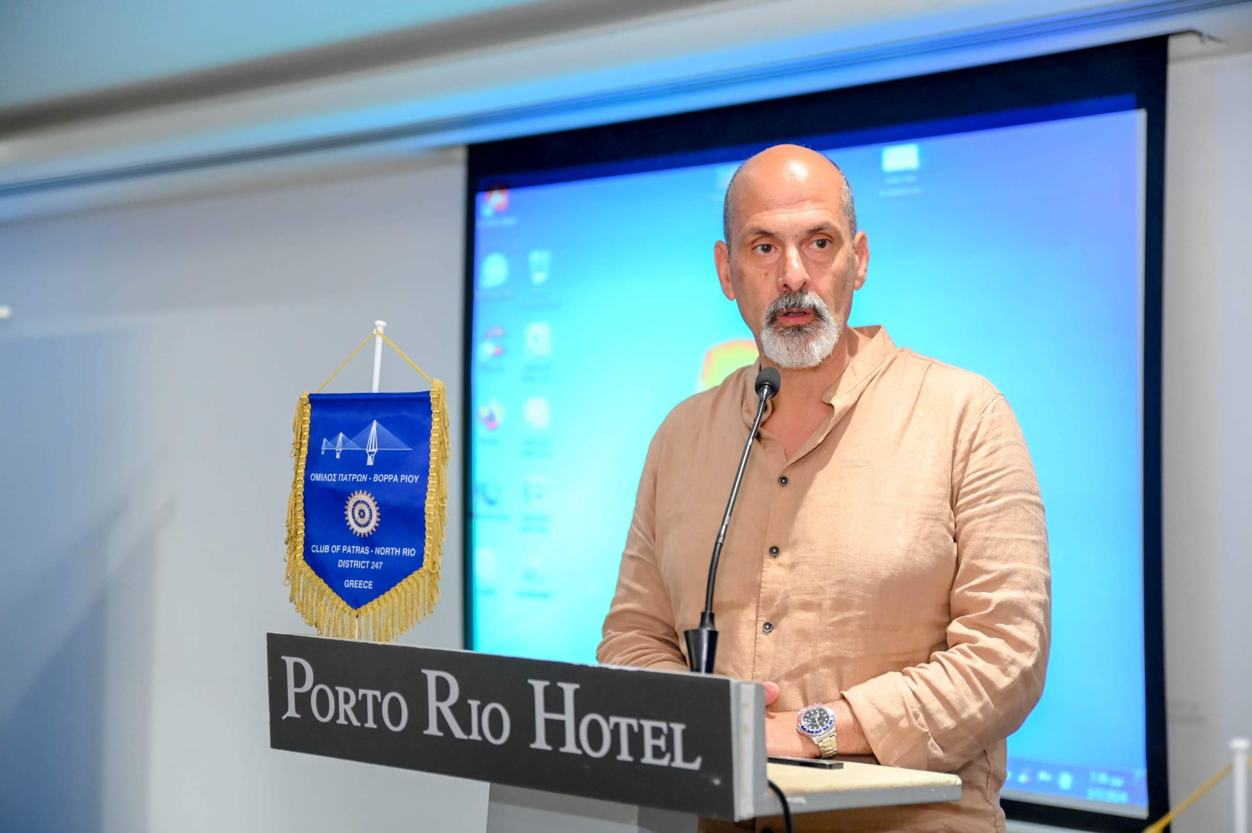 Πλήθος κόσμου απόλαυσε τις μυρωδιές και τις γεύσεις «Από την Ανατολή στη Δύση».