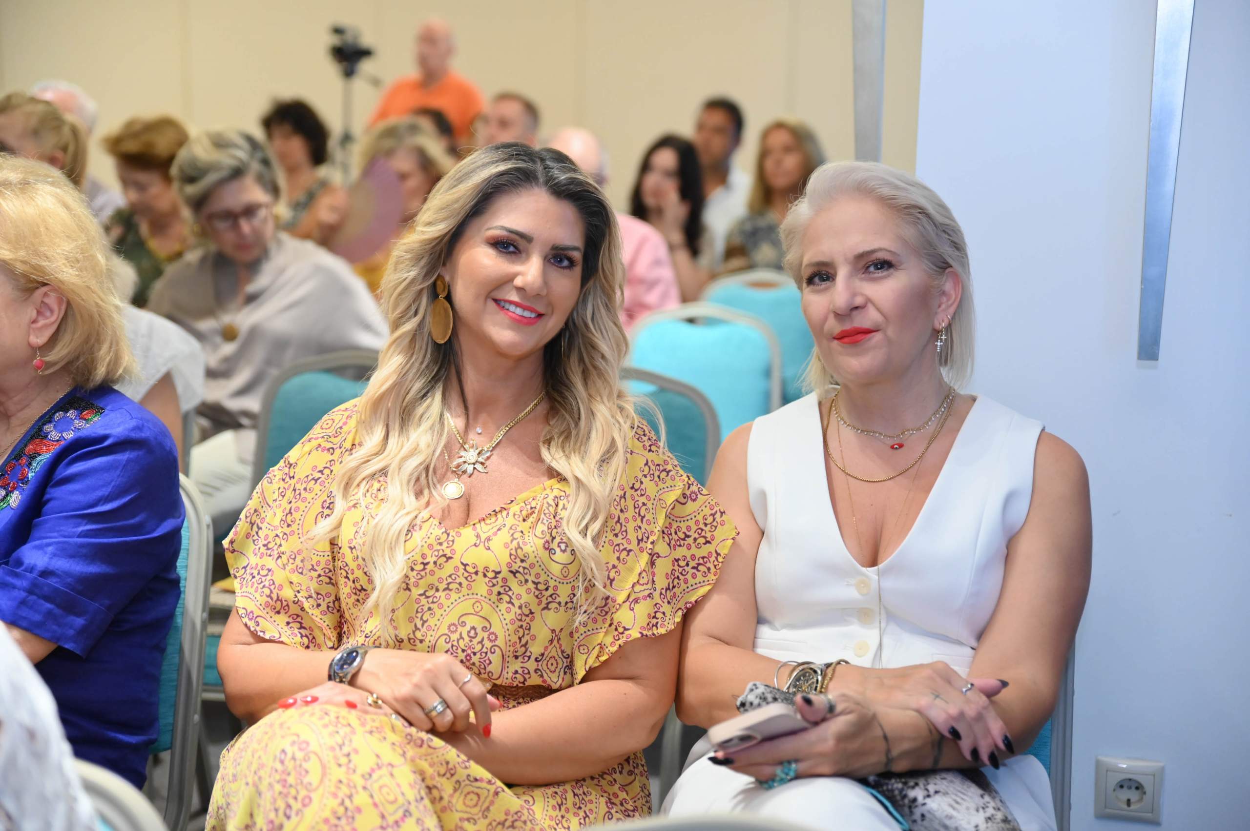 Πλήθος κόσμου απόλαυσε τις μυρωδιές και τις γεύσεις «Από την Ανατολή στη Δύση».