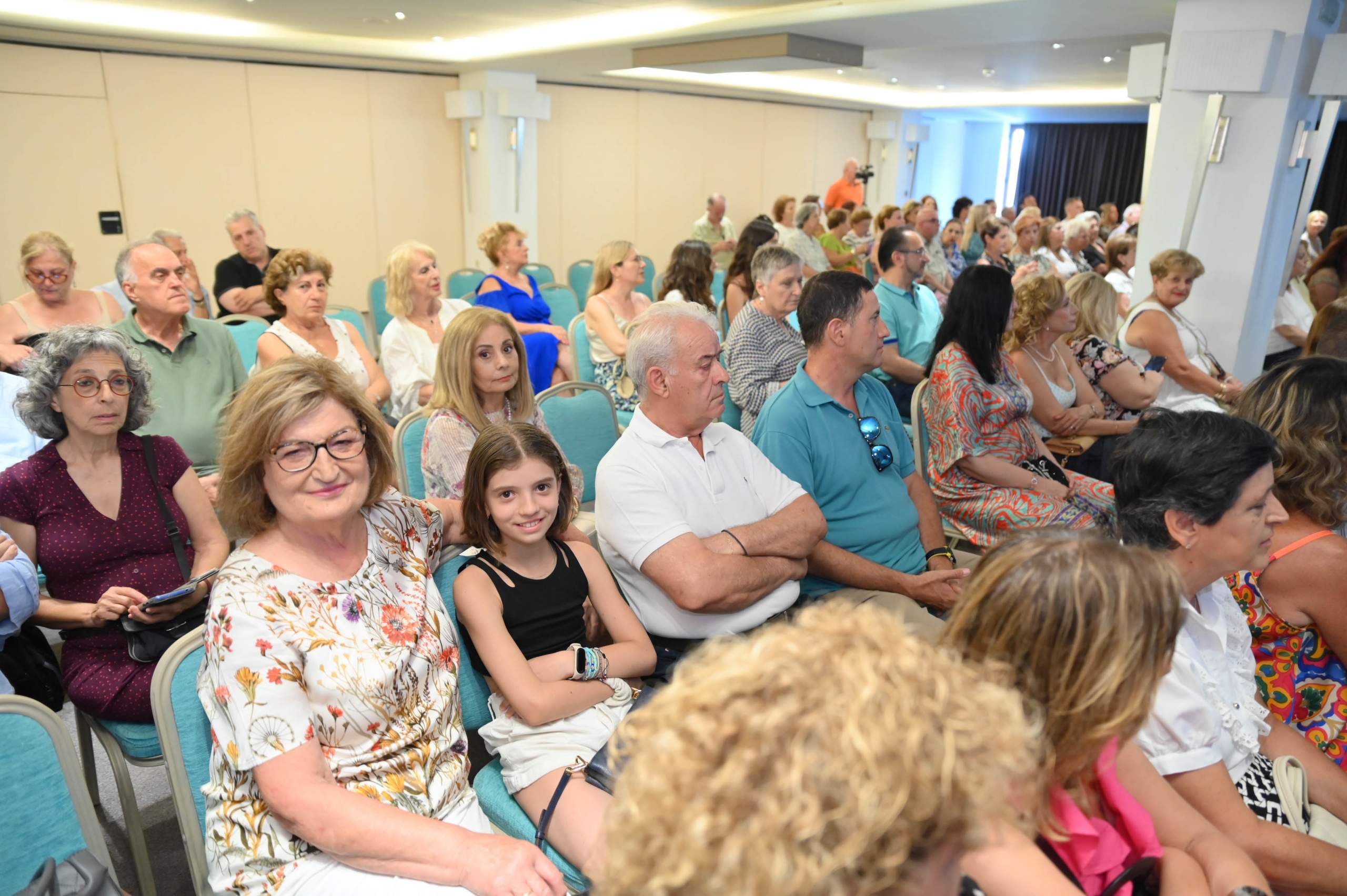 Πλήθος κόσμου απόλαυσε τις μυρωδιές και τις γεύσεις «Από την Ανατολή στη Δύση».