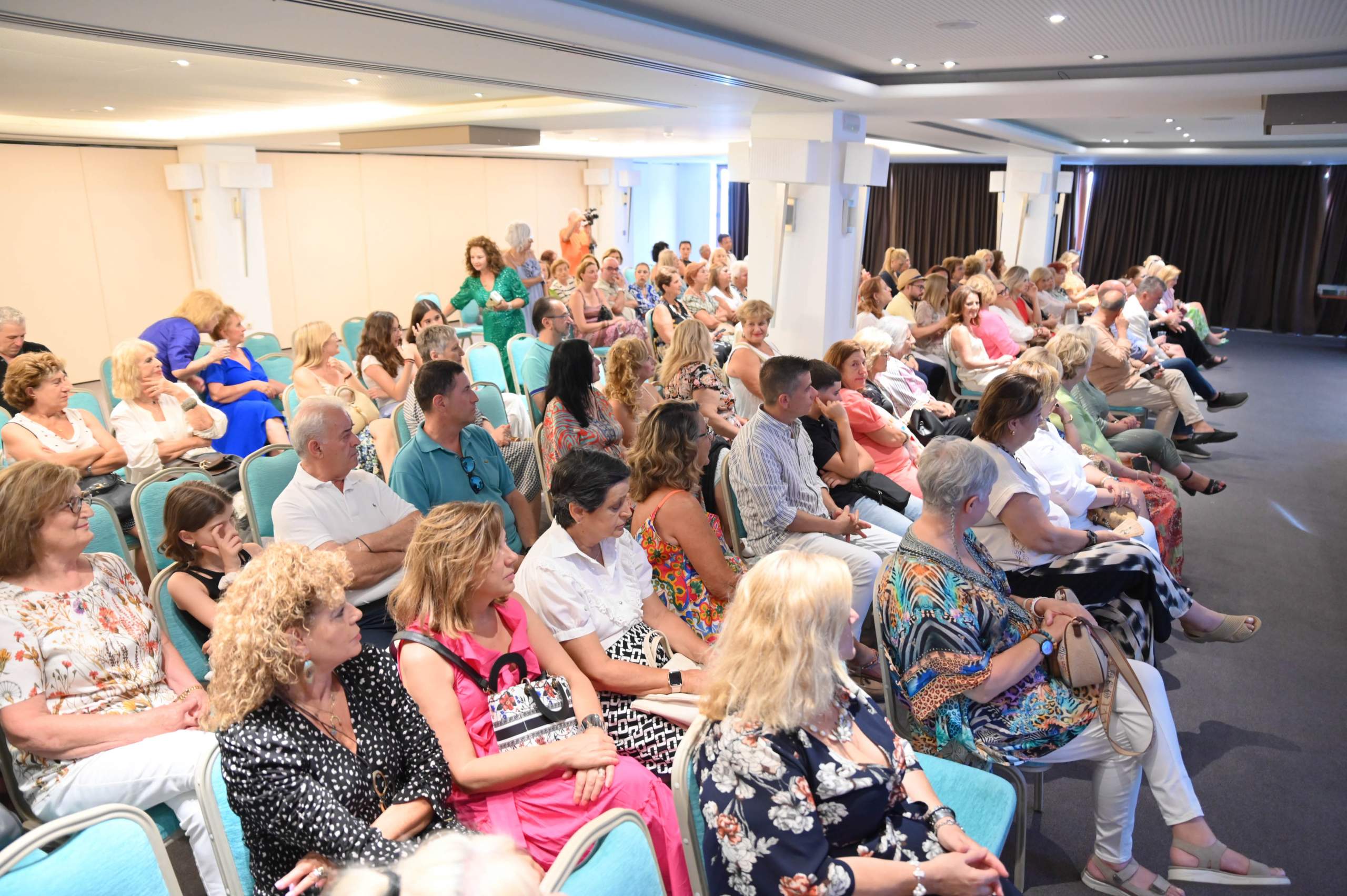 Πλήθος κόσμου απόλαυσε τις μυρωδιές και τις γεύσεις «Από την Ανατολή στη Δύση».