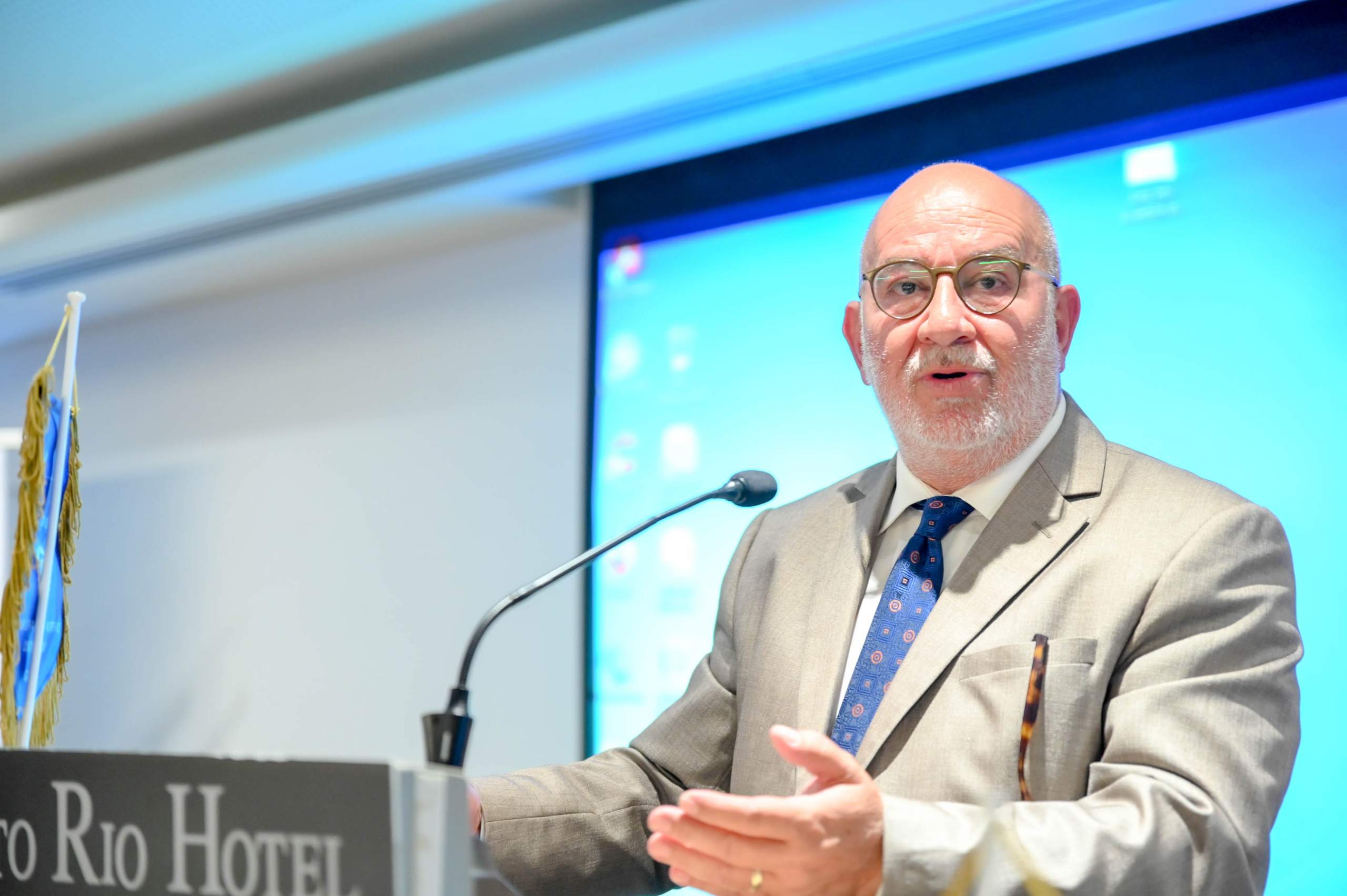 Πλήθος κόσμου απόλαυσε τις μυρωδιές και τις γεύσεις «Από την Ανατολή στη Δύση».