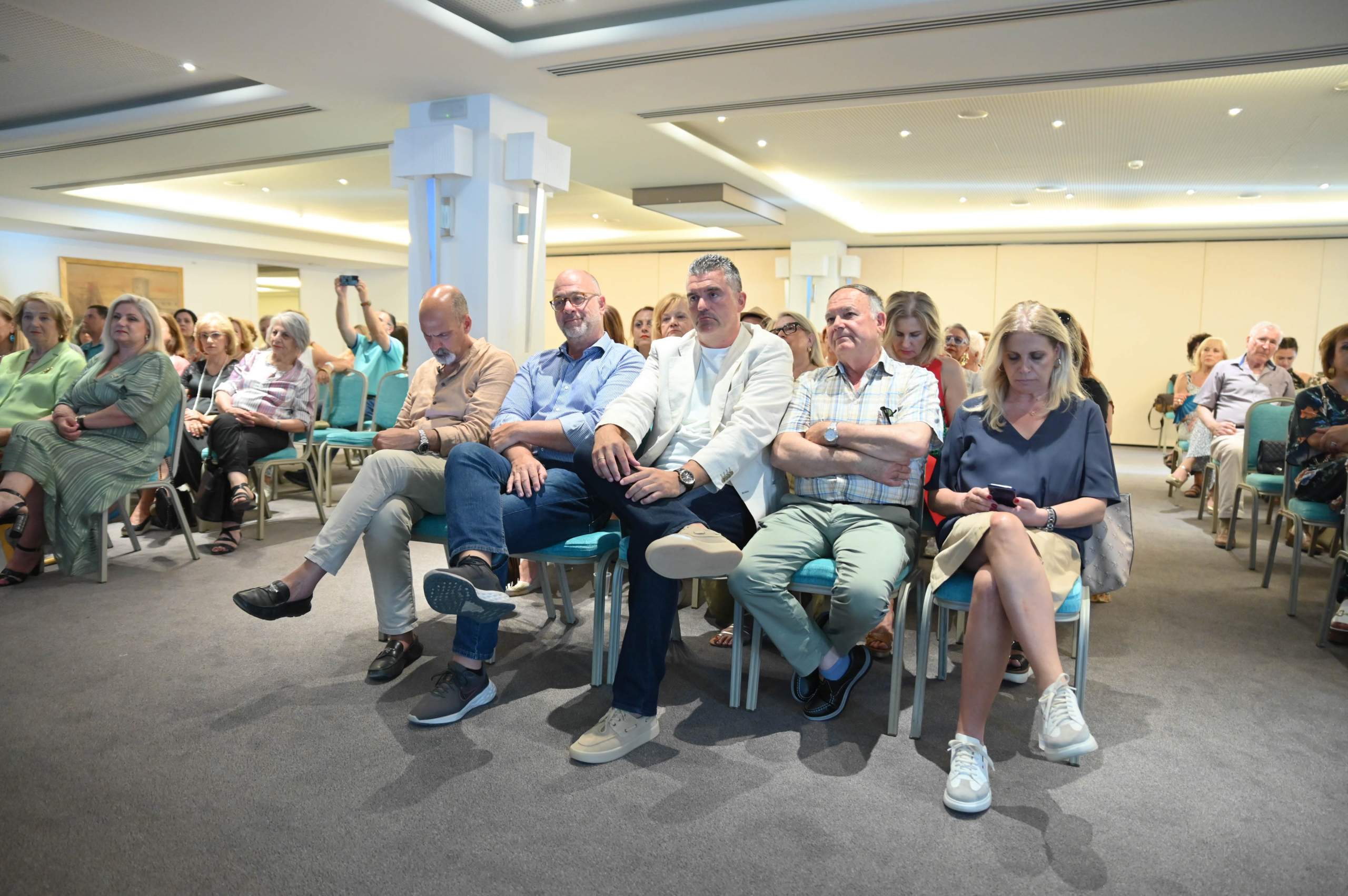 Πλήθος κόσμου απόλαυσε τις μυρωδιές και τις γεύσεις «Από την Ανατολή στη Δύση».