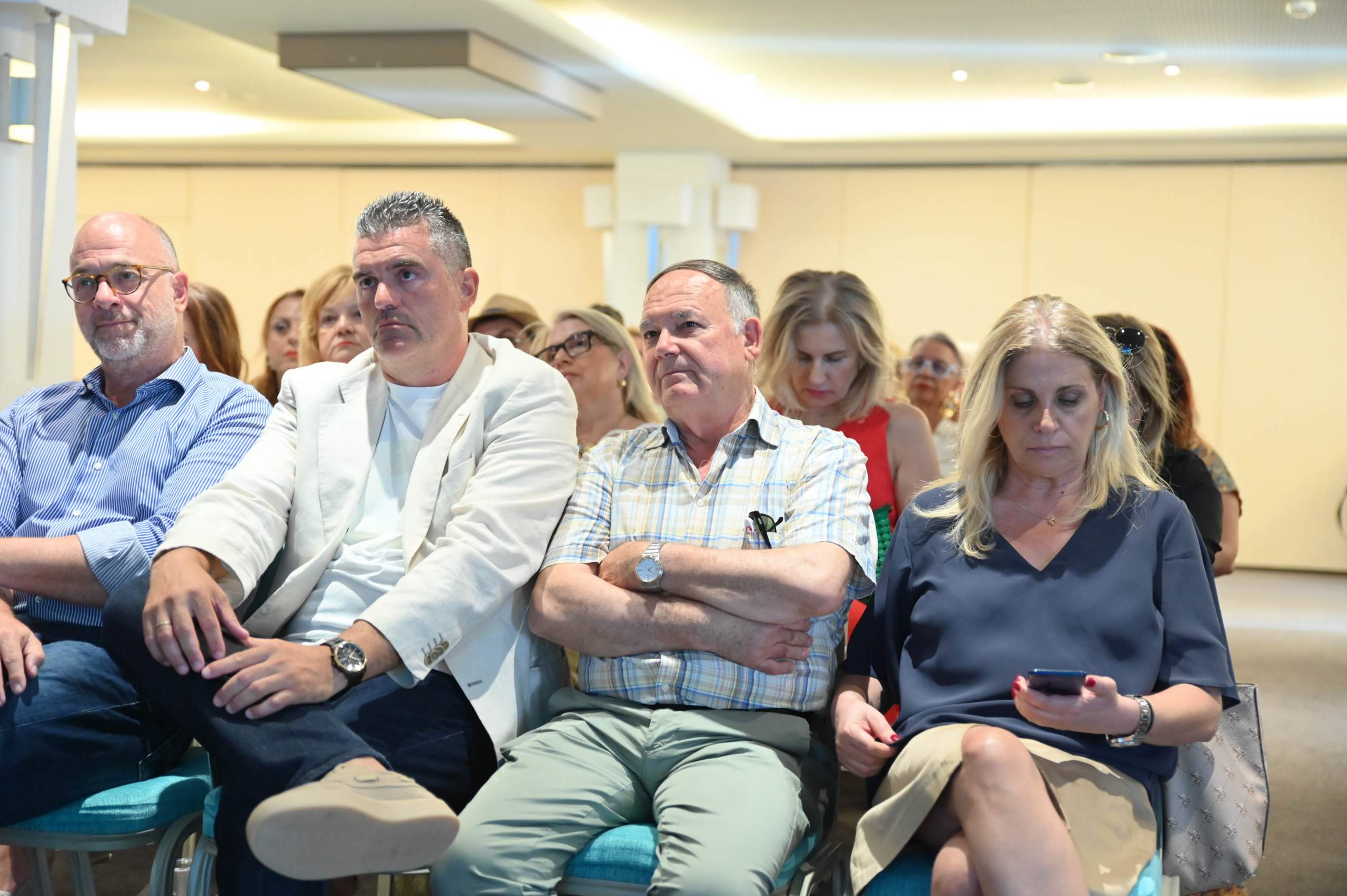 Πλήθος κόσμου απόλαυσε τις μυρωδιές και τις γεύσεις «Από την Ανατολή στη Δύση».