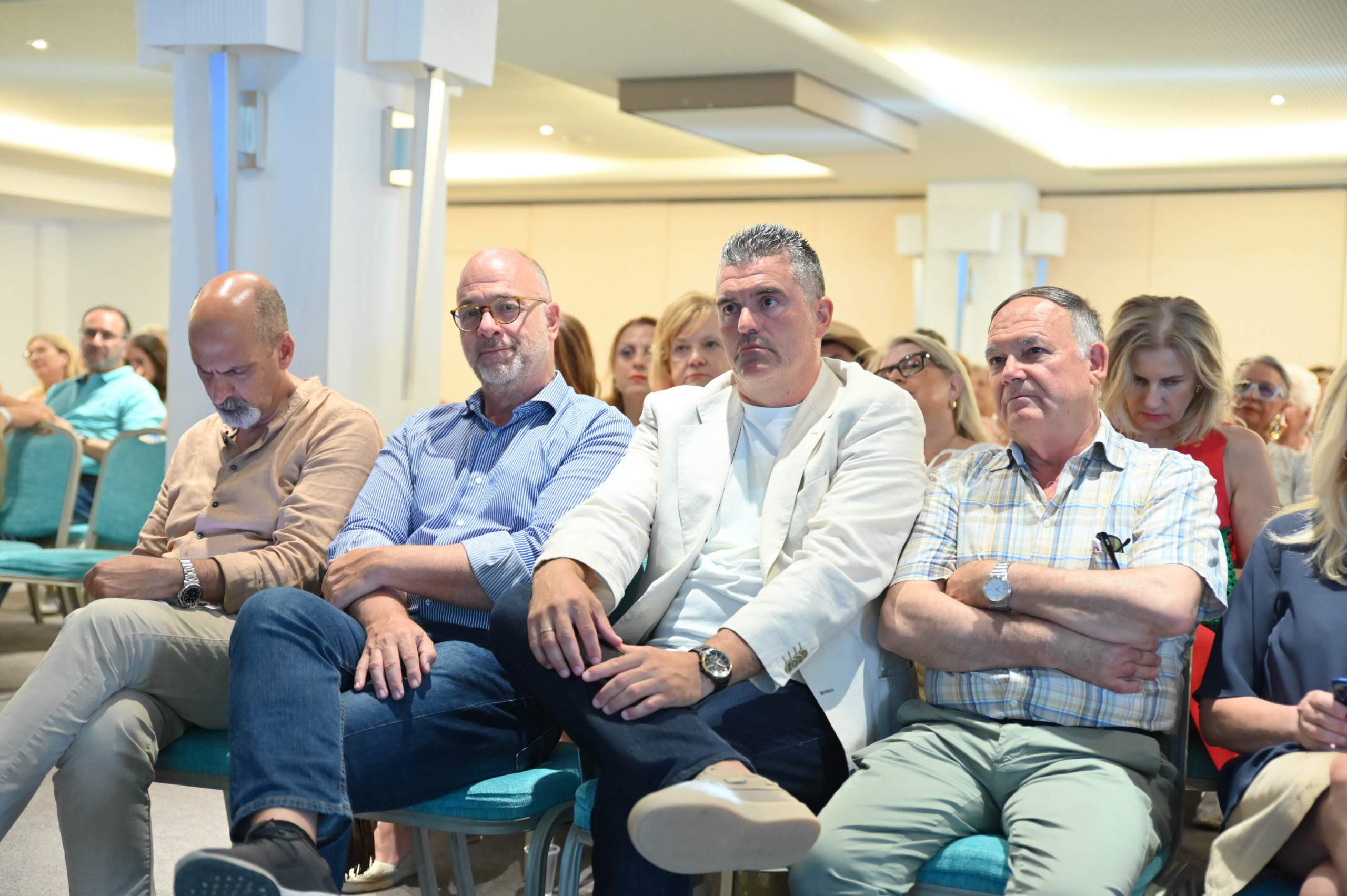 Πλήθος κόσμου απόλαυσε τις μυρωδιές και τις γεύσεις «Από την Ανατολή στη Δύση».