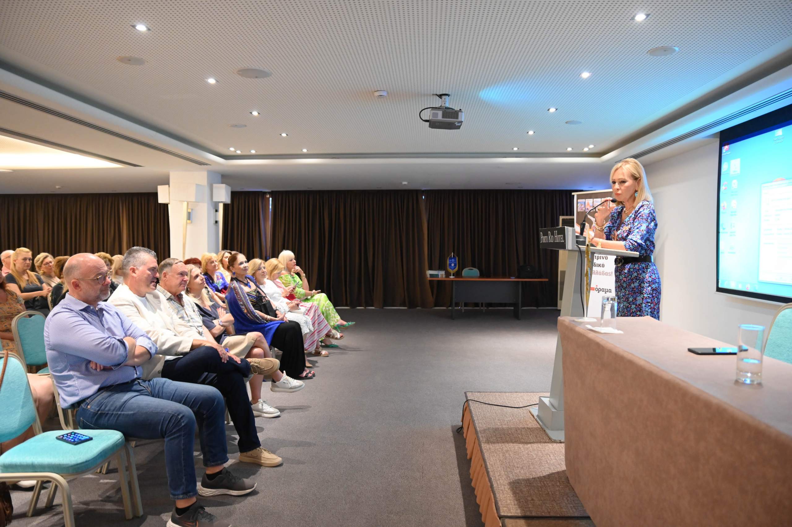 Πλήθος κόσμου απόλαυσε τις μυρωδιές και τις γεύσεις «Από την Ανατολή στη Δύση».