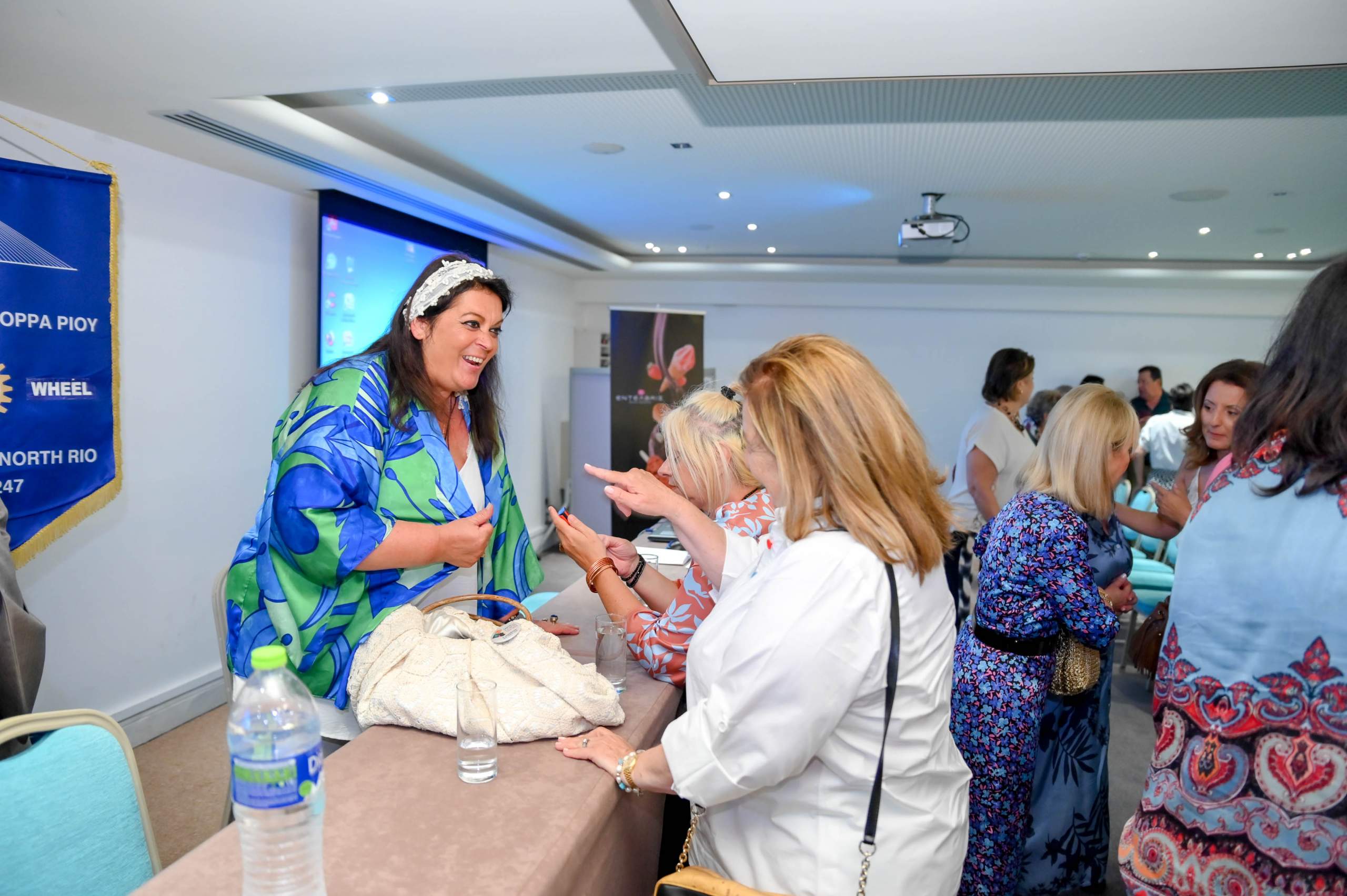 Πλήθος κόσμου απόλαυσε τις μυρωδιές και τις γεύσεις «Από την Ανατολή στη Δύση».
