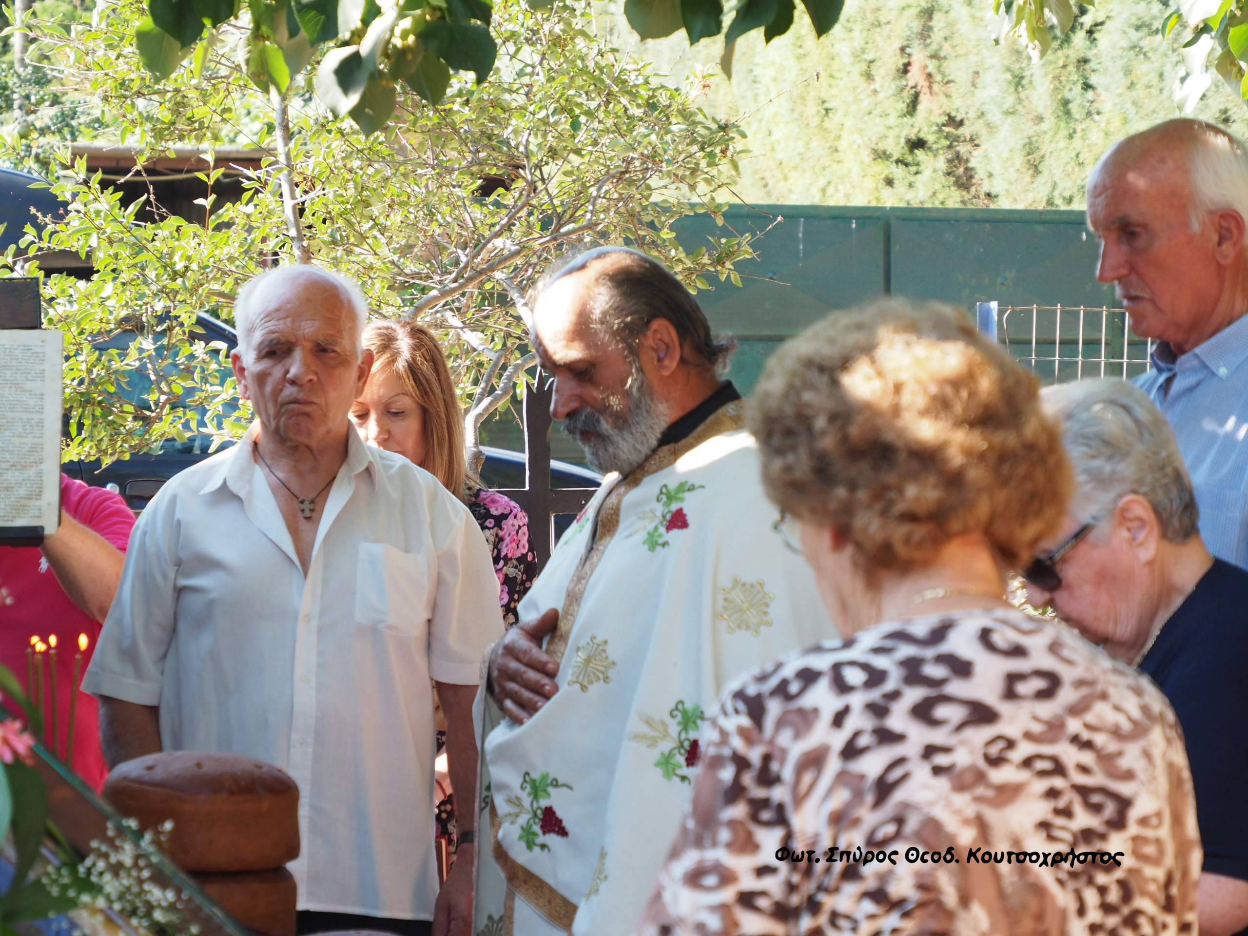 Θεία Λειτουργία προς τιμήν Σέρβων Αγίων στον Ελεώνα Θηβών
