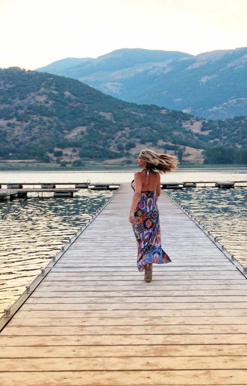 Τίσσα Βασιλάκη ηθοποιός : Από την σχολή εμποροπλοιάρχων στον Ασπρόπυργο στο θεατρικό σανίδι