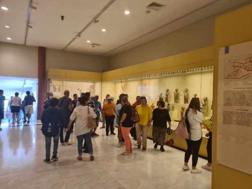 Εκπαιδευτική εκδρομή σε Ναύπλιο και Μυκήνες τα παιδιά του ΚΔΑΠΑμεΑ “Άμπετ Χασμάν”