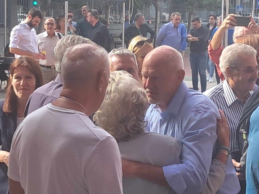 Πάτρα: Γιώργος Παπανδρέου για εσωκομματικές εκλογές: “Να δώσουμε λόγο και αξιοπρέπεια,στον Έλληνα πολίτη”