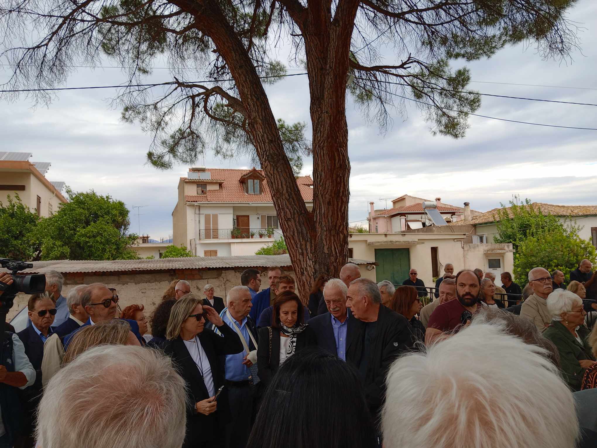 To τελευταίο αντίο στην πρώην υπουργό του ΠΑΣΟΚ, Βάσω Παπανδρέου