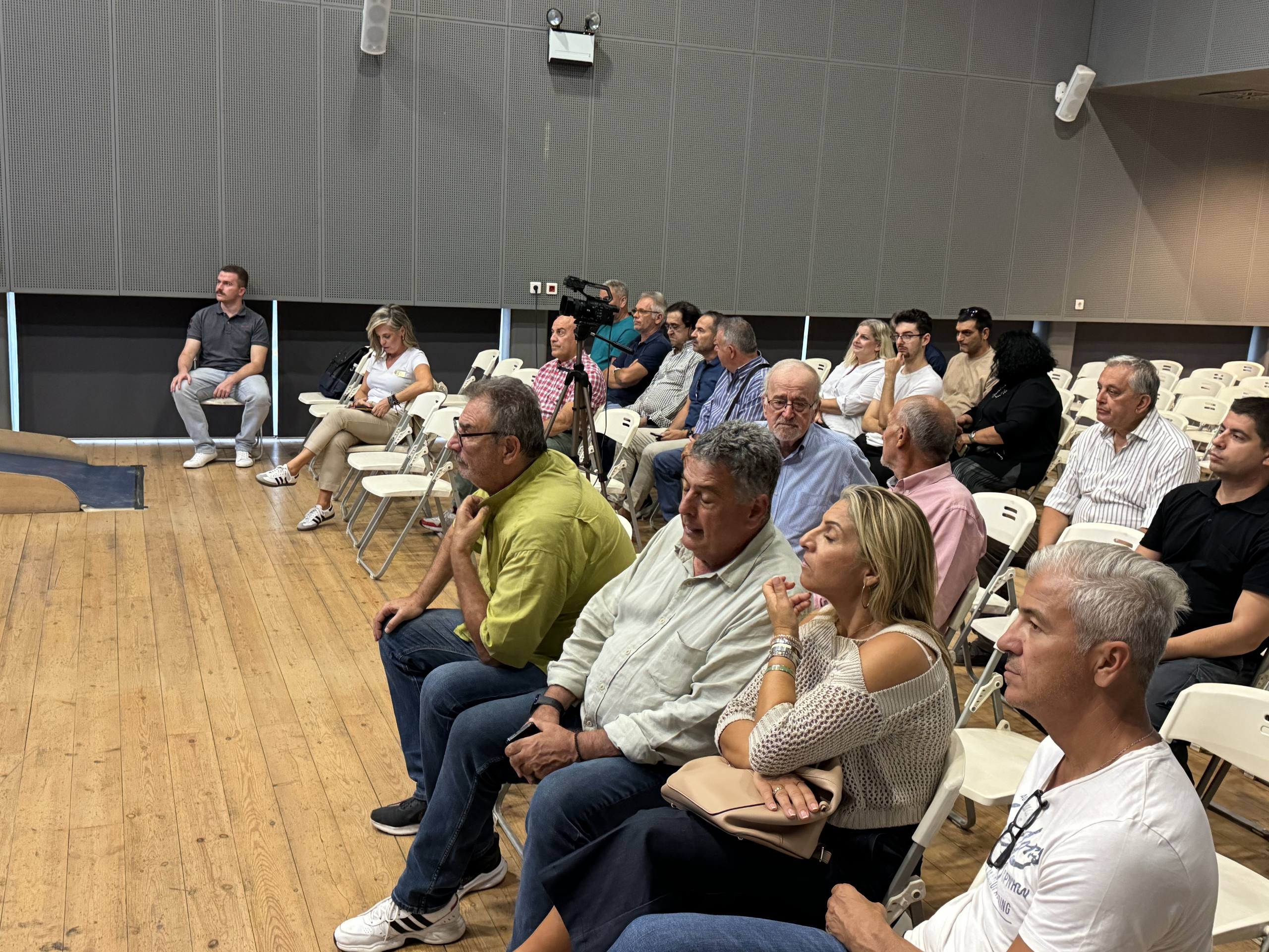 Έβαλε «γκολ» στις καρδιές του κοινού η ημερίδα για  «Το παρελθόν και το παρόν του Αχαϊκού ποδοσφαίρου»
