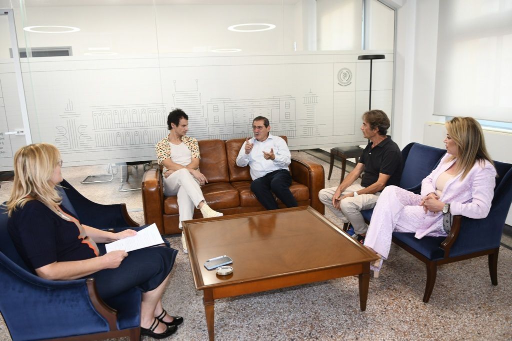 Τα έργα και το προσωπικό αρχείο του καταξιωμένου Πατρινού εικαστικού και αρχιτέκτονα Στάθη Χρυσικόπουλου αναλαμβάνει να αξιοποιήσει ο Δήμος Πατρέων