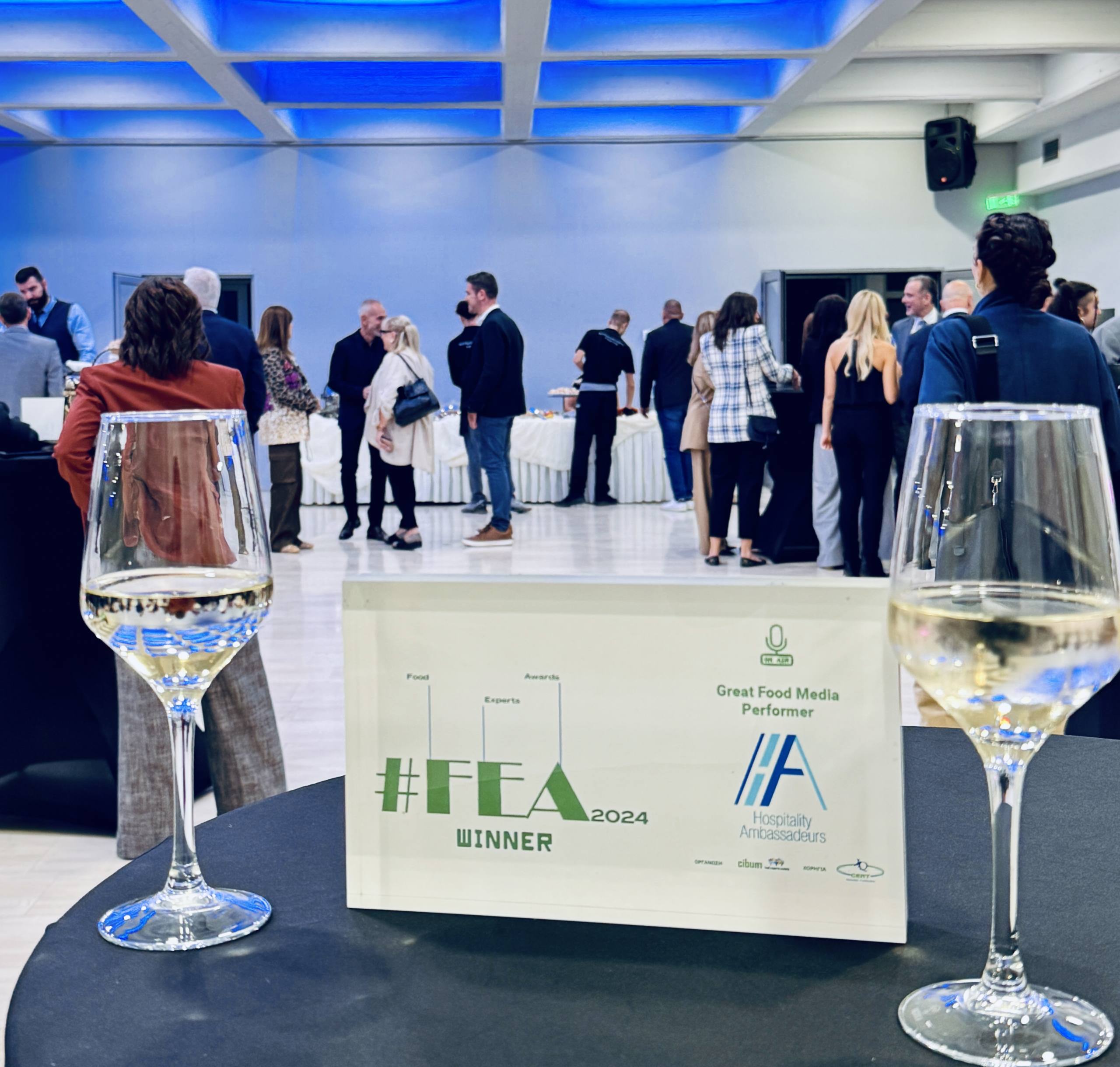 Food Experts Awards 2024: Οι Hospitality Ambassadeurs αναδείχθηκαν χρυσοί νικητές στην κατηγορία Great Food Media Performer