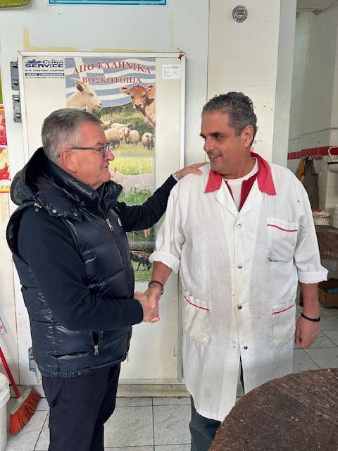 Περιοδεία του υποψήφιου προέδρου για το επιμελητήριο Αχαΐας Αντώνη Κουνάβη στα Καλάβρυτα