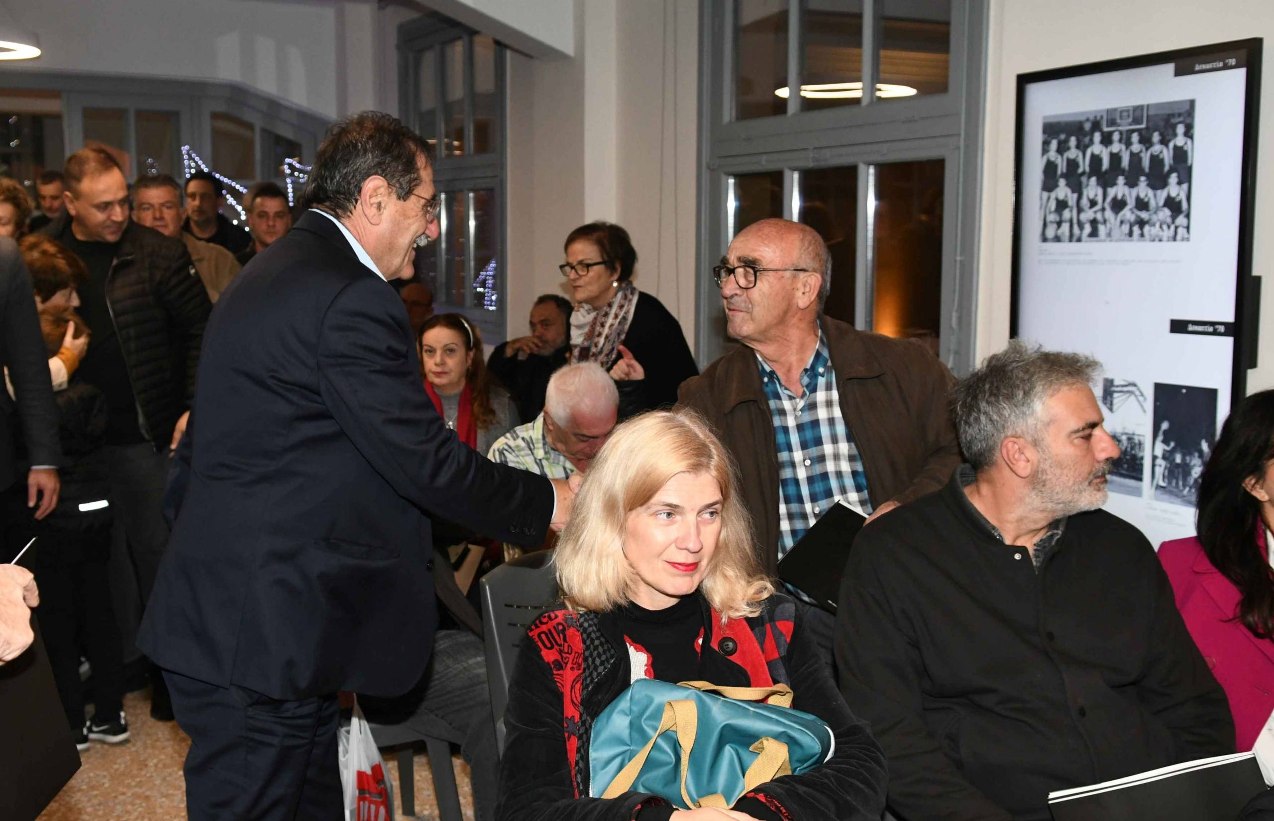 Το Πατραϊκό μπάσκετ τιμήθηκε στο Δημαρχείο της Πάτρας