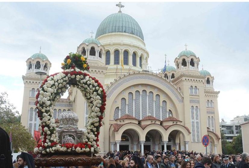 Με λαμπρότητα και κατάνυξη τιμά και φέτος η Πάτρα τον Πολιούχο της Αγιο Ανδρέα