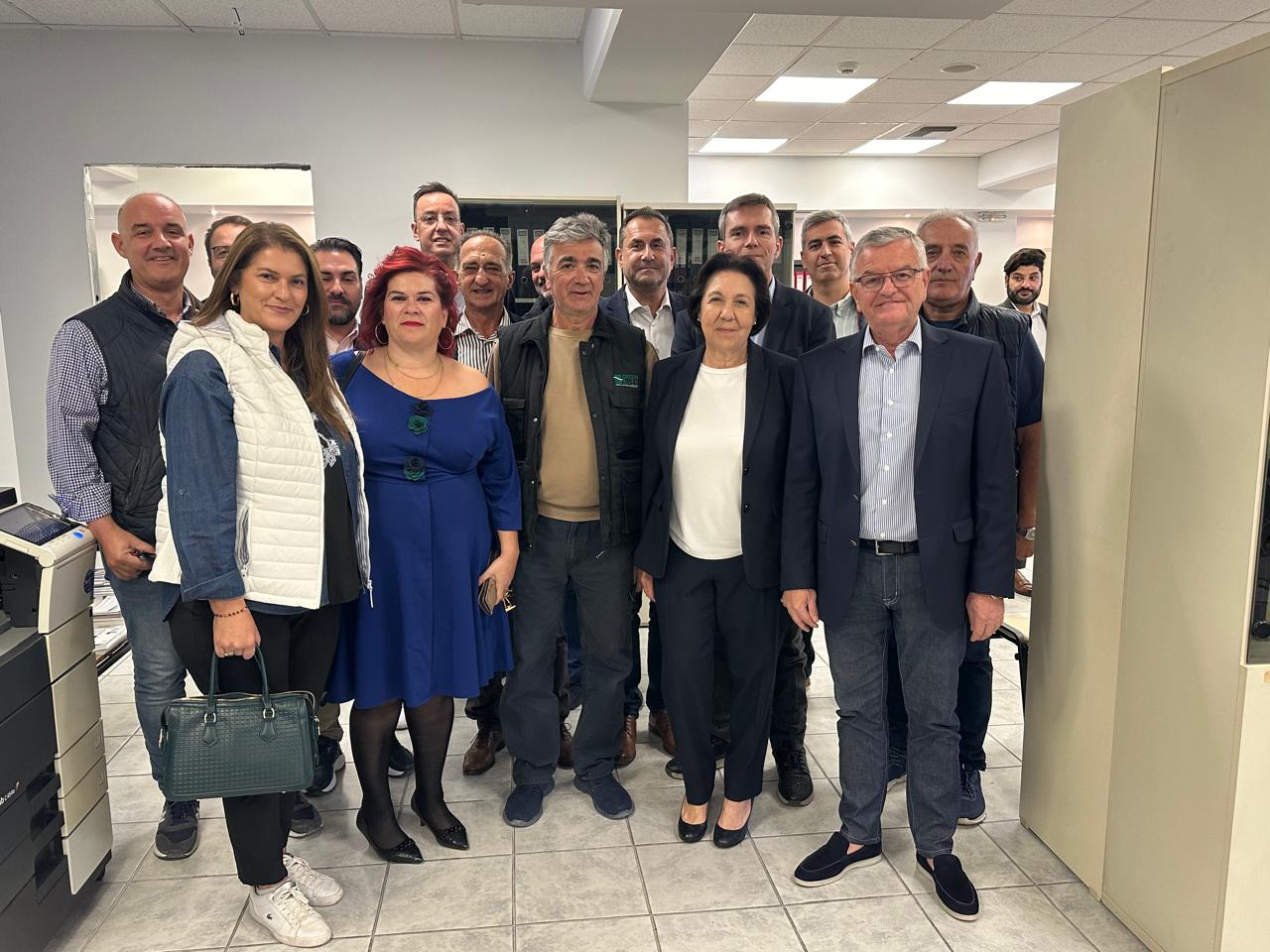 «Επιμελητήριο Για Όλους»: Ο Αντώνης Κουνάβης κατέθεσε το ψηφοδέλτιο για τις εκλογές του Επιμελητηρίου