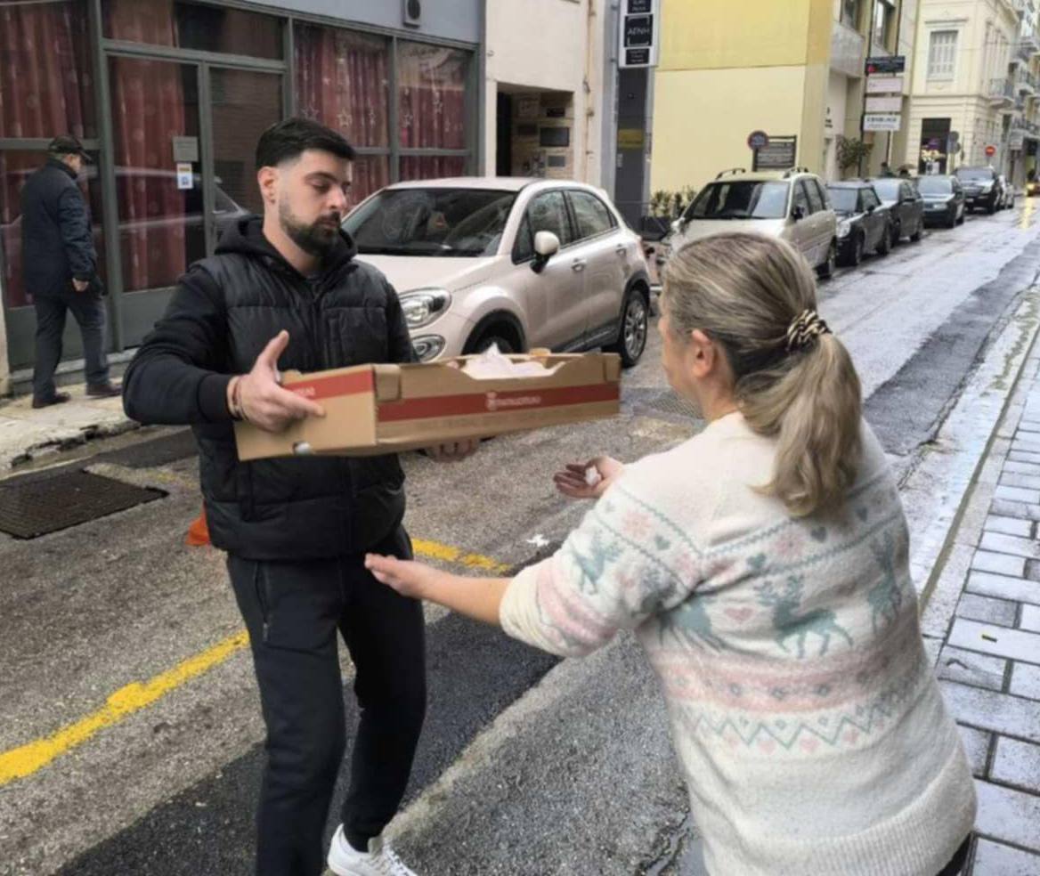 Το «ΣΥΓΧΡΟΝΟ ΕΠΙΜΕΛΗΤΗΡΙΟ με όραμα» δίπλα στους συνανθρώπους μας τις ημέρες των εορτών – Υλοποιείται η προσφορά στον «Άρτο της Αγάπης».