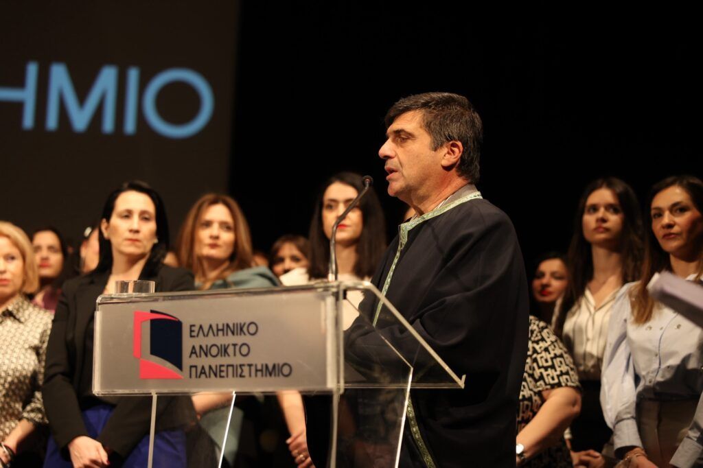 Ο πρώτος Πρύτανης του ΕΛΛΗΝΙΚΟΥ ΑΝΟΙΚΤΟΥ ΠΑΝΕΠΙΣΤΗΜΙΟΥ (ΕΑΠ) Μανώλης Κουτούζης μιλά στο “π” : ” Προσδοκάμε στην ανοικτότητα του ΕΑΠ”