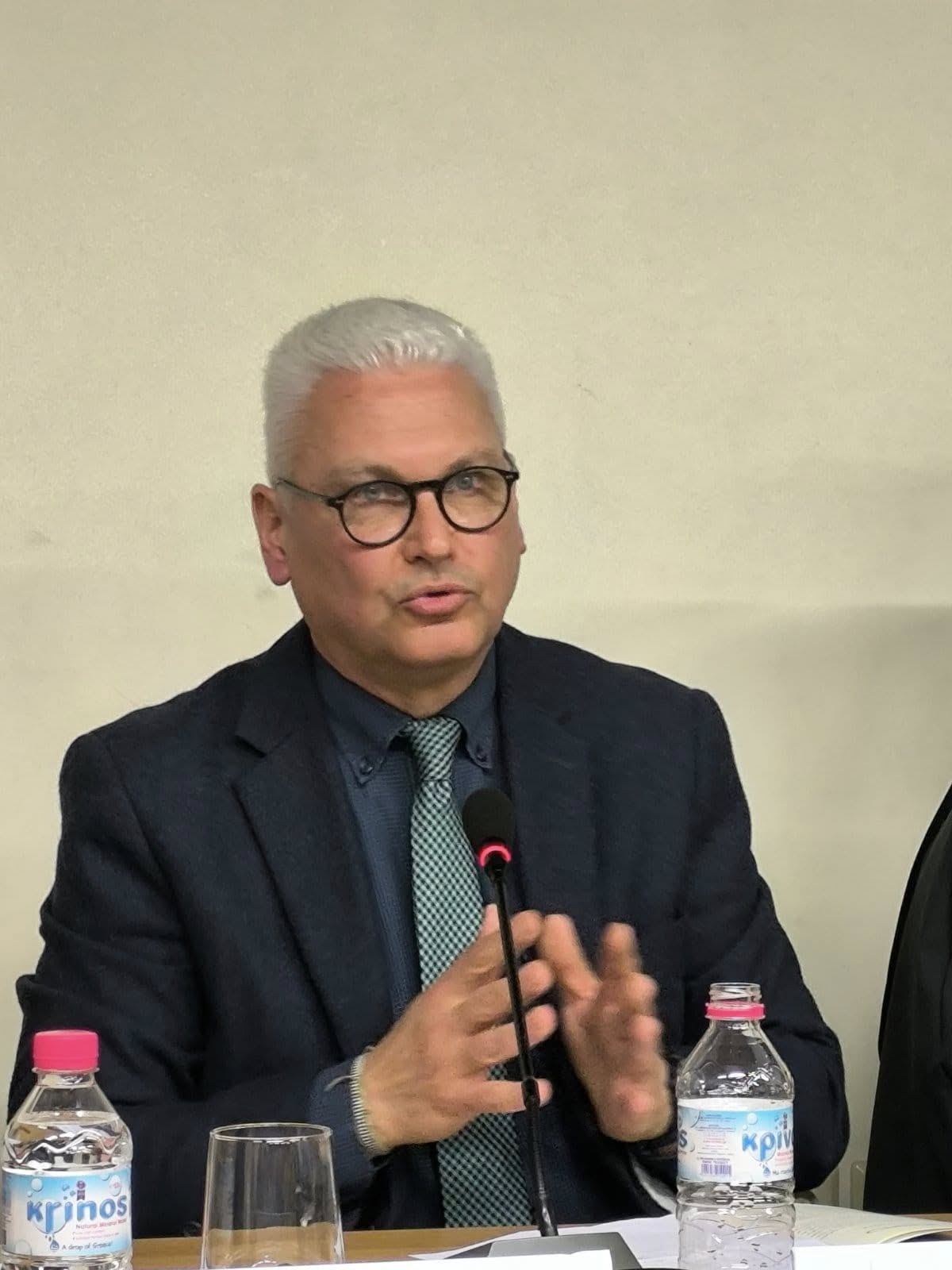 Πρώτη παρουσίαση του νέου βιβλίου των Εκδόσεων Κερπινή στο Αίγιο: “Τεκτονισμός και Φιλική Εταιρεία” από τον Φωκίωνα Ζαΐμη, Εκδότη και Αντιπεριφερειάρχη Αχαΐας