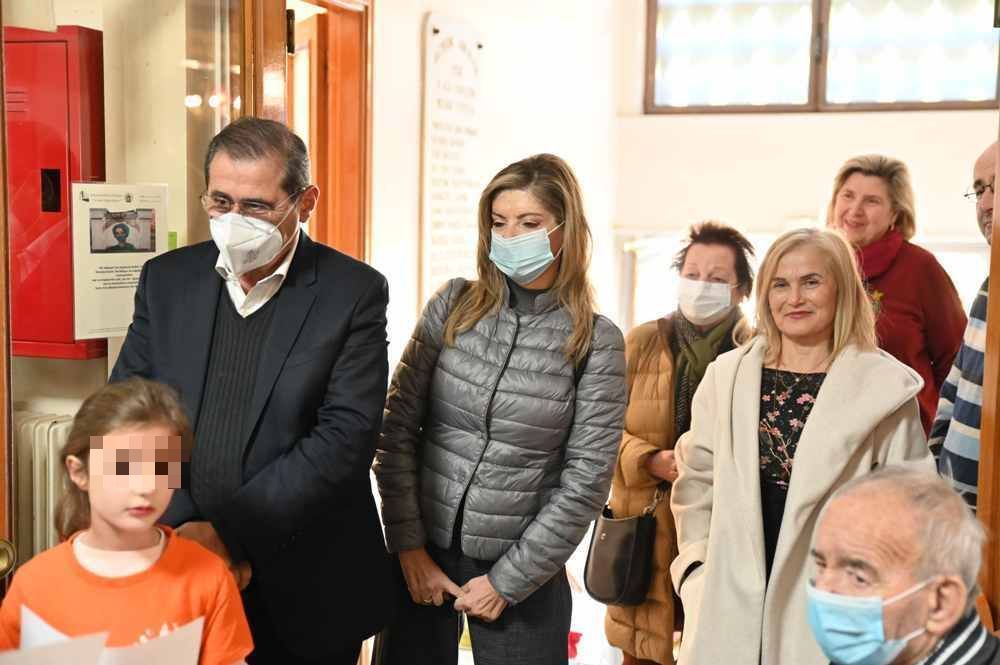 Ο ΔΗΜΑΡΧΟΣ ΠΑΤΡΕΩΝ, ΚΩΣΤΑΣ ΠΕΛΕΤΙΔΗΣ, ΣΤΑ ΙΔΡΥΜΑΤΑ ΚΑΙ ΣΤΟ ΚΑΡΑΜΑΝΔΑΝΕΙΟ ΓΙΑ ΑΝΤΑΛΛΑΓΗ ΕΥΧΩΝ