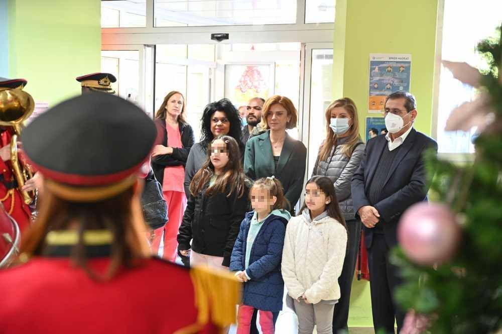 Ο ΔΗΜΑΡΧΟΣ ΠΑΤΡΕΩΝ, ΚΩΣΤΑΣ ΠΕΛΕΤΙΔΗΣ, ΣΤΑ ΙΔΡΥΜΑΤΑ ΚΑΙ ΣΤΟ ΚΑΡΑΜΑΝΔΑΝΕΙΟ ΓΙΑ ΑΝΤΑΛΛΑΓΗ ΕΥΧΩΝ