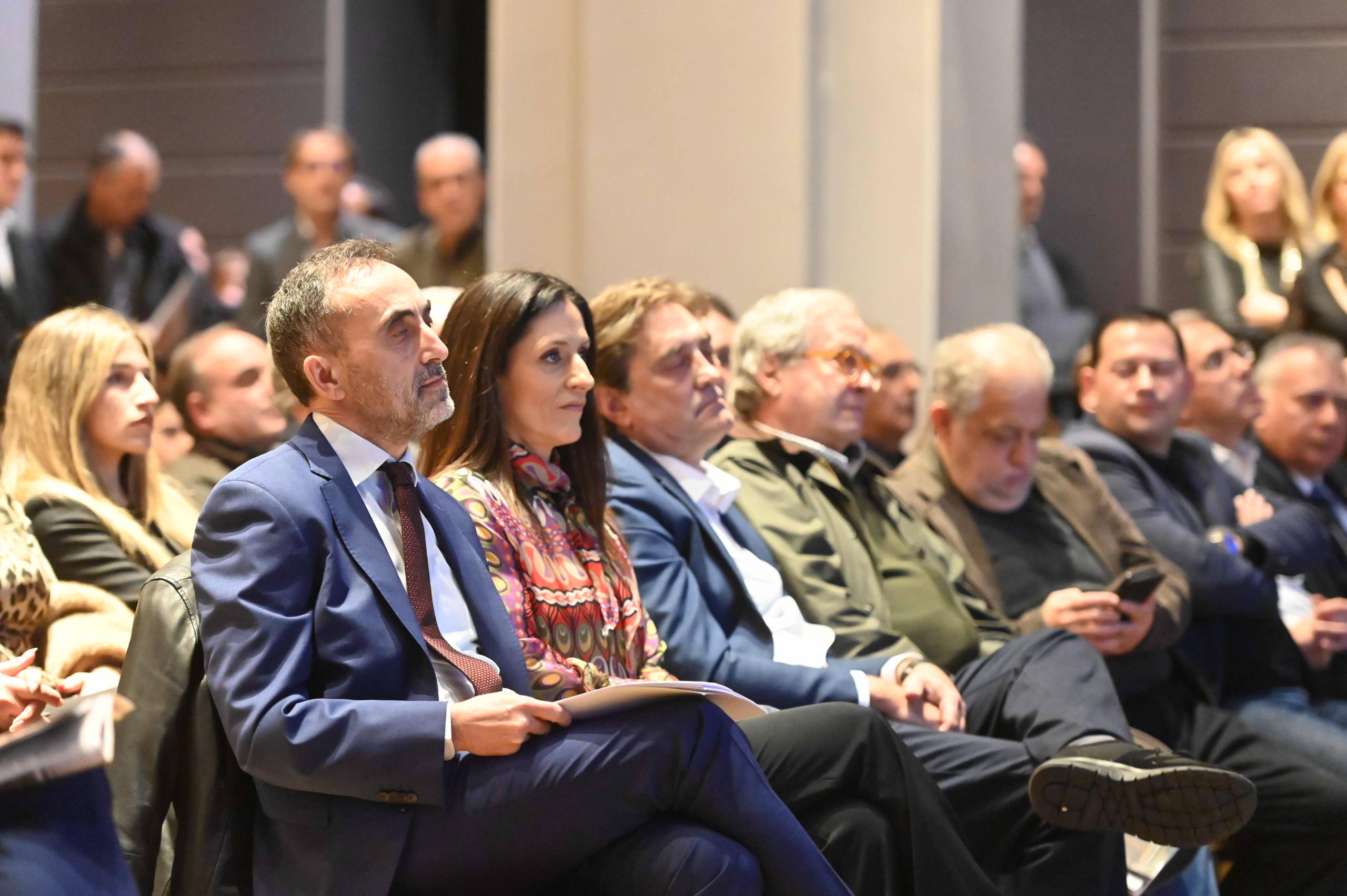 Το “Επιμελητήριο Πρωταγωνιστής” ενώνει διαφορετικές πολιτικές πεποιθήσεις.