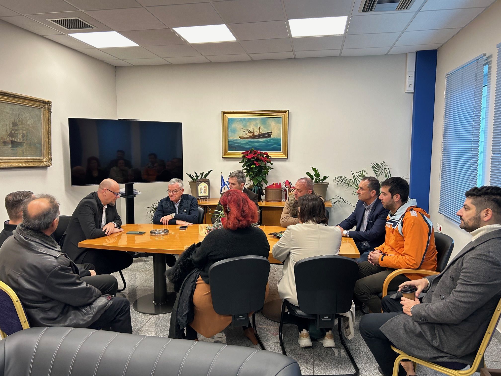 Αντώνης Κουνάβης: Επίσκεψη στο λιμάνι της Πάτρας