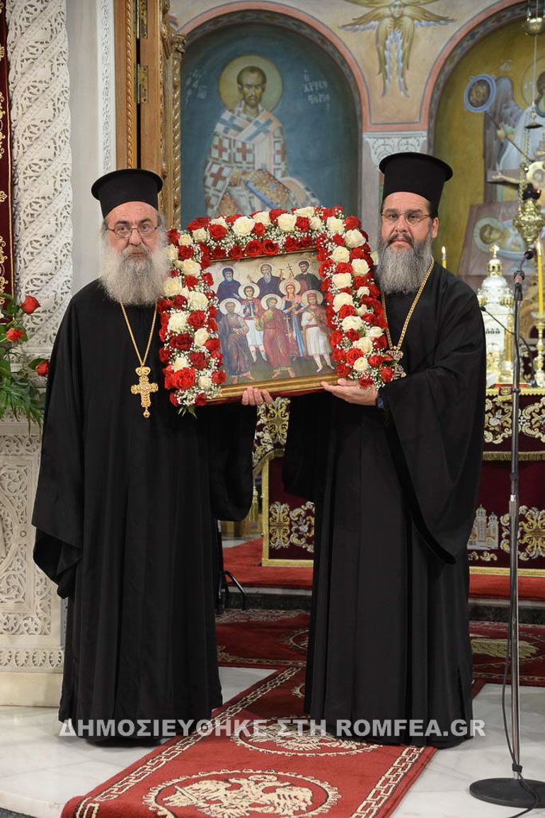 Τιμήθηκε ἀπό τόν Παναγιώτατο Οἰκουμενικό Πατριάρχη κ.κ. Βαρθολομαῖο, ο πανοσιολογιώτατος Ἀρχιμανδρίτης τῆς Ἱερᾶς Μητροπόλεως Πατρῶν, π. Ἰωακείμ Σταματόπουλος