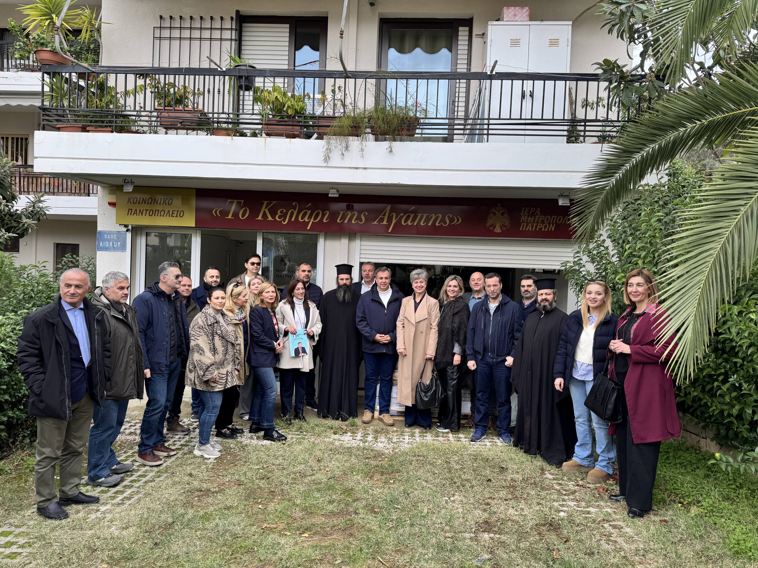 Ο Αντώνης Ποταμίτης και το «ΣΥΓΧΡΟΝΟ ΕΠΙΜΕΛΗΤΗΡΙΟ με όραμα» στο «Κελάρι της Αγάπης» αντί συγκέντρωσης του συνδυασμού: «Δεν είμαστε για το «θεαθήναι» αλλά για την ουσία»!