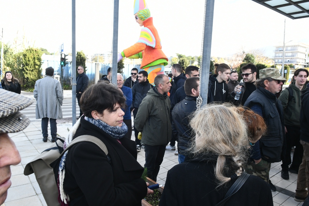 Η ΔΗΜΟΤΙΚΗ ΑΡΧΗ ΤΗΣ ΠΑΤΡΑΣ ΣΤΟ ΠΛΕΥΡΟ ΤΩΝ ΑΓΡΟΤΩΝ ΤΗΣ ΑΧΑΪΑΣ ΚΑΙ ΣΤΗΝ ΣΗΜΕΡΙΝΗ ΤΟΥΣ ΚΙΝΗΤΟΠΟΙΗΣΗ
