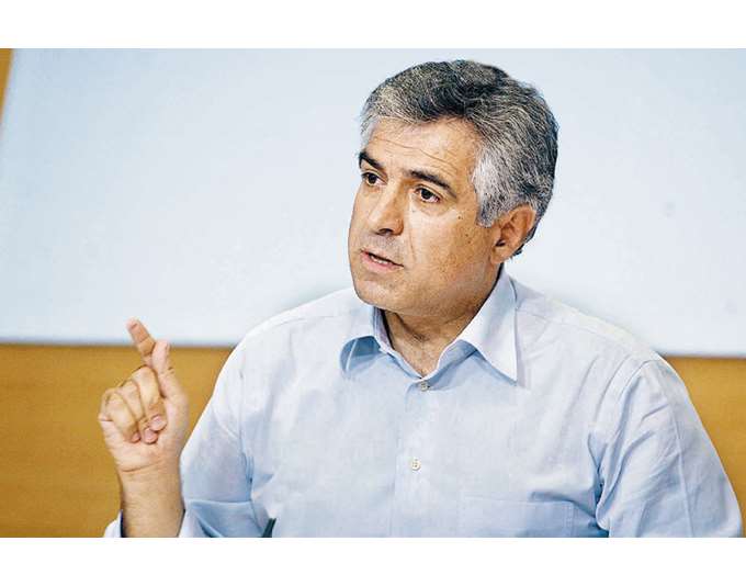 Μιχάλης Καρχιμάκης – Συλλυπητήρια για τον Κώστα Σημίτη