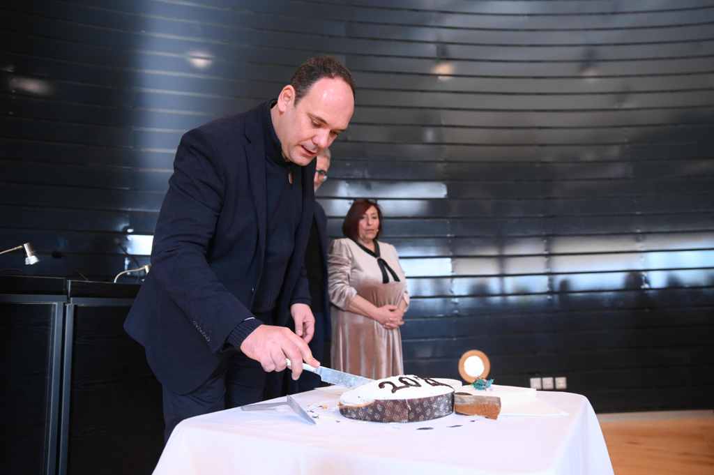 Πάτρα: Αντιδήμαρχοι και Δημοτικοί Σύμβουλοι σε εκδηλώσεις κοπής πρωτοχρονιάτικης πίτας