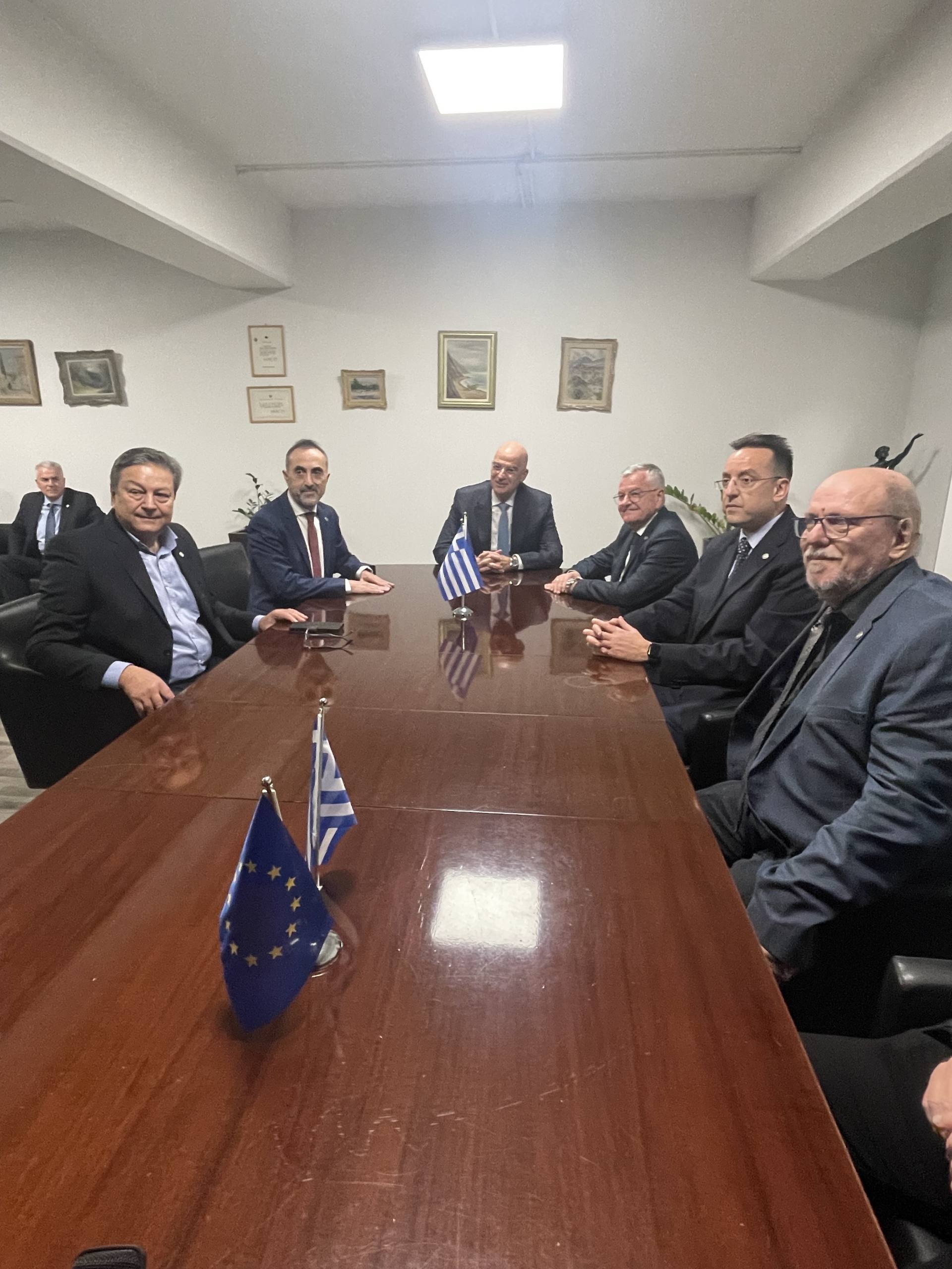 Επίσκεψη του Υπουργού Εθνικής Άμυνας κ. Νίκου Δένδια στο Επιμελητήριο Αχαΐας