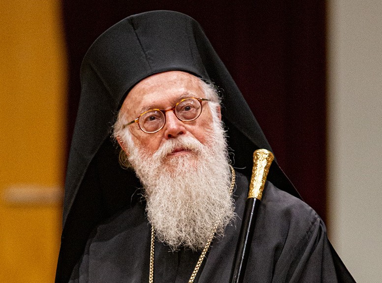 Νίκος Νικολόπουλος: Σήμερα, η οικουμενική Ορθοδοξία θρηνεί την εκδημία ενός μεγάλου ανδρός, ενός φωτισμένου ιεράρχη, του Μακαριστού Αρχιεπισκόπου Αλβανίας Αναστασίου.