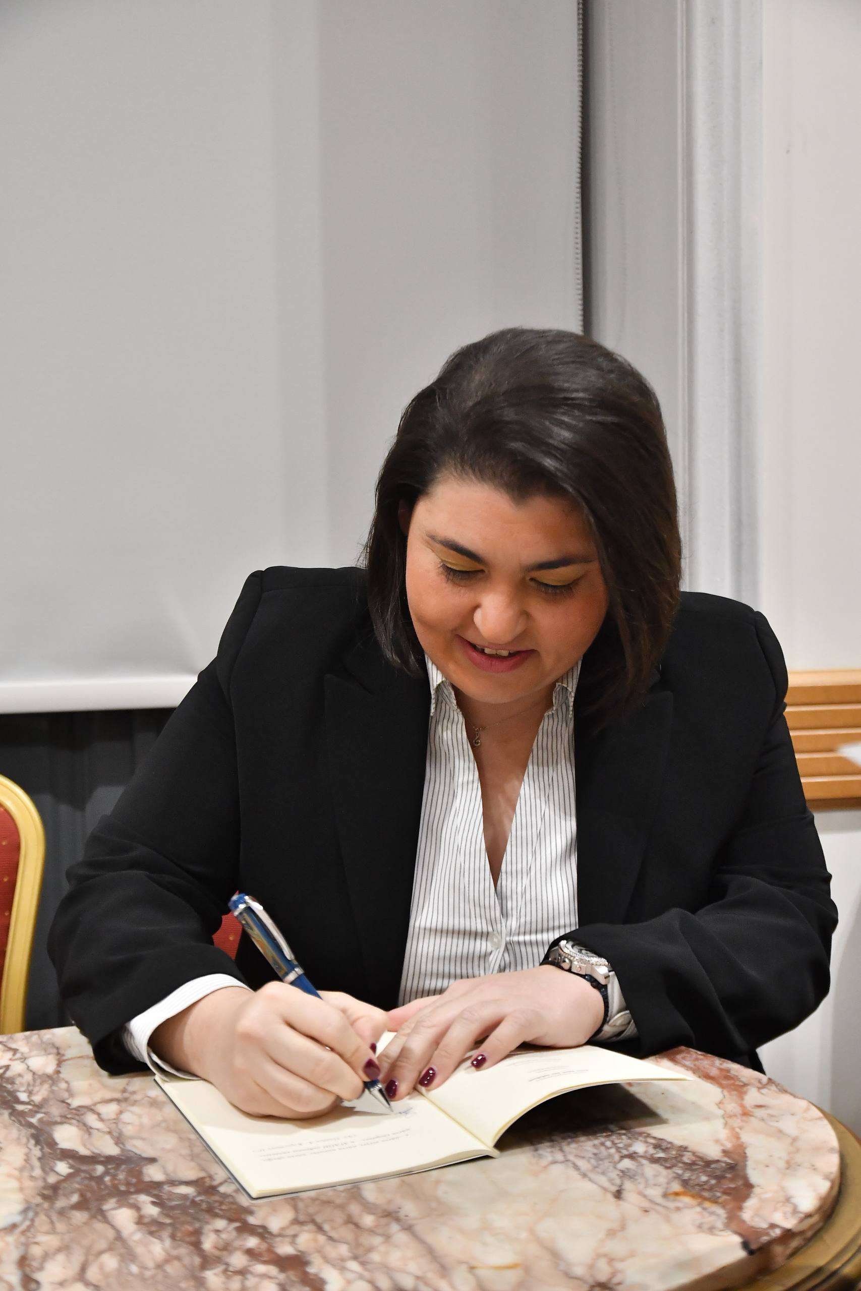Αναστασία Κλώνη: “Ποίηση είναι η επιθυμία να δώσω φωνή στις στιγμές”