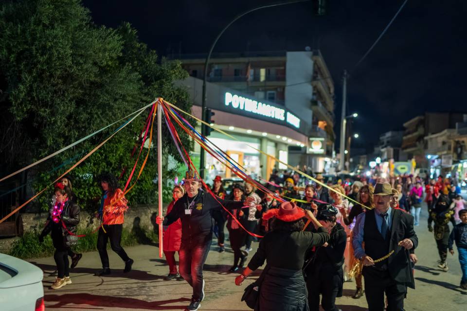 «Οι Μασκαράδες με τα Τεντζερέδια τους»: Καρναβαλική παρέλαση Νοτίου Διαμερίσματος την Τρίτη 25 Φεβρουαρίου