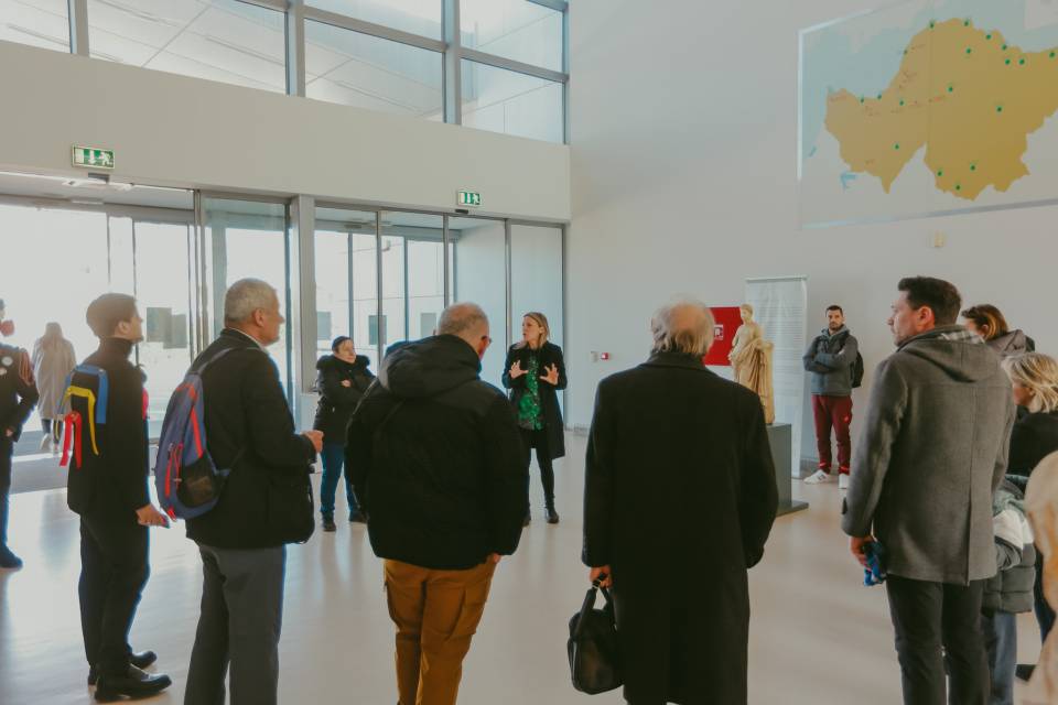 Πτυχές του Καρναβαλιού μέσα από την οπτική της ιστορίας και του μύθου στην Καρναβαλούπολη στο Αρχαιολογικό Μουσείο