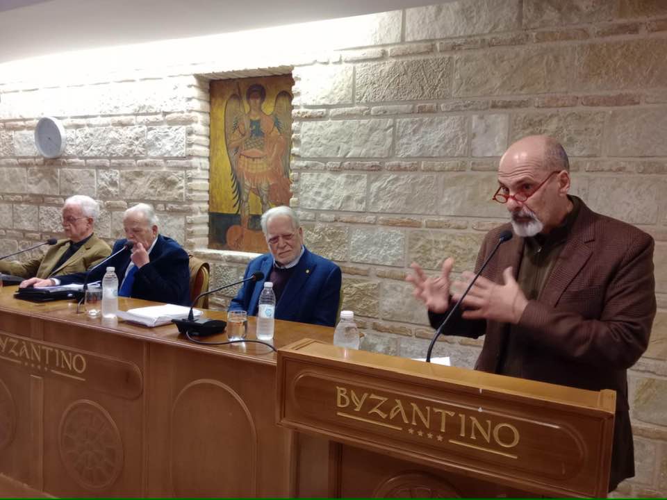 Το “πατρινόραμα’, οι εκδόσεις Παπαδόπουλος και το «Rotary Πάτρας» παρουσίασαν με τεράστια επιτυχία στην Πάτρα  το νέο βιβλίο του Ακαδημαϊκού- Καθηγητή Γιώργου Χρούσου