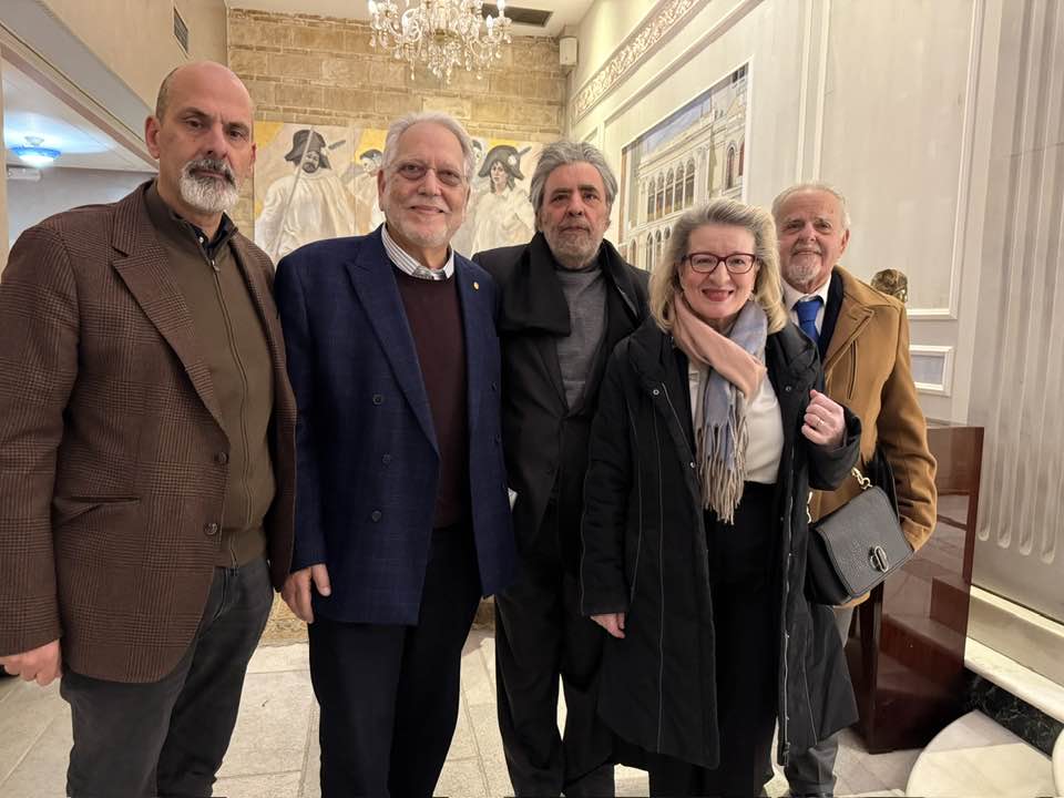 Το “πατρινόραμα’, οι εκδόσεις Παπαδόπουλος και το «Rotary Πάτρας» παρουσίασαν με τεράστια επιτυχία στην Πάτρα  το νέο βιβλίο του Ακαδημαϊκού- Καθηγητή Γιώργου Χρούσου