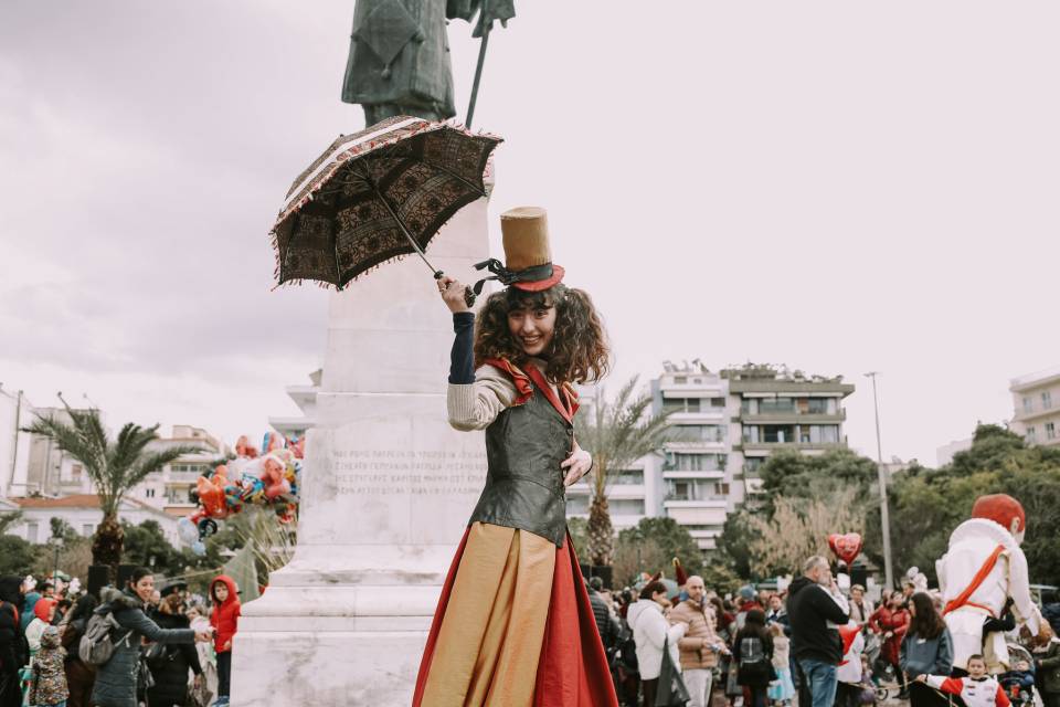 Μαγική Κεντρική Καρναβαλούπολη, αδιάβροχη στη βροχή