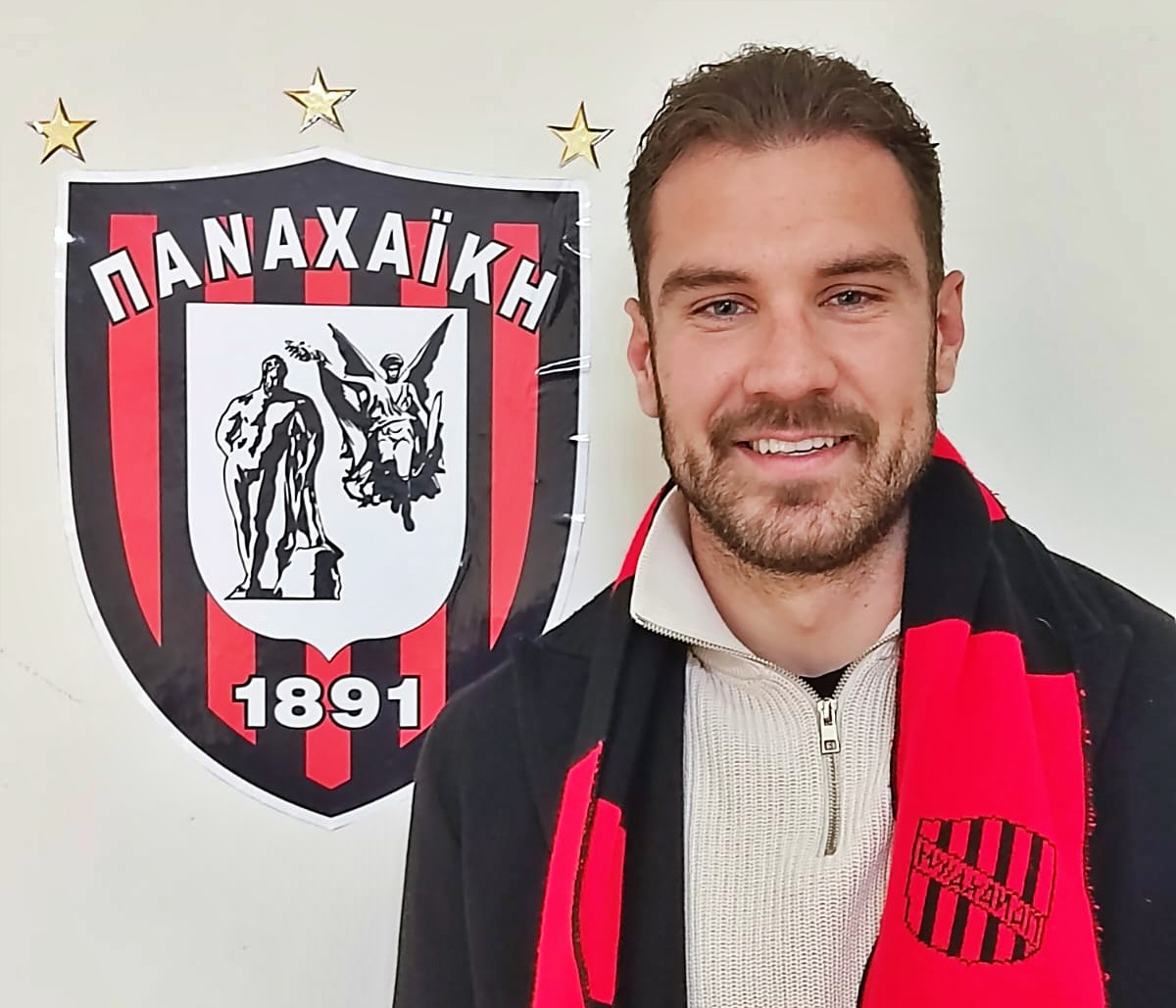Στα «κοκκινόμαυρα» ο Αλέξανδρος Σαφαρίκας