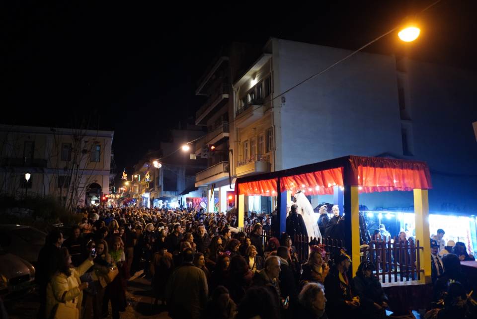 Αυθεντικό παραδοσιακό γλέντι από το πρωί έως τη νύχτα σε ρυθμό Τσικνοπέμπτης