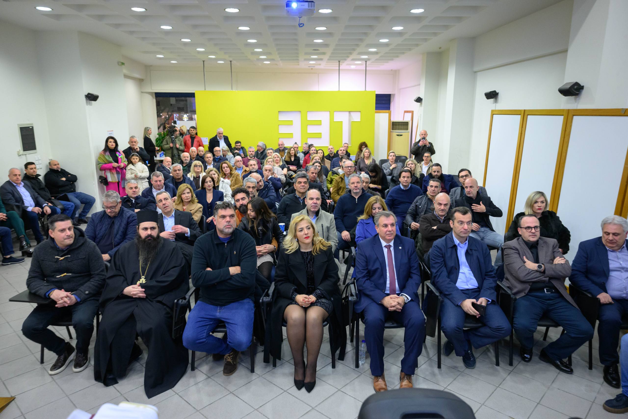 «ΣΥΓΧΡΟΝΟ ΕΠΙΜΕΛΗΤΗΡΙΟ με όραμα»: Κοπή πρωτοχρονιάτικης πίτας για καλό σκοπό