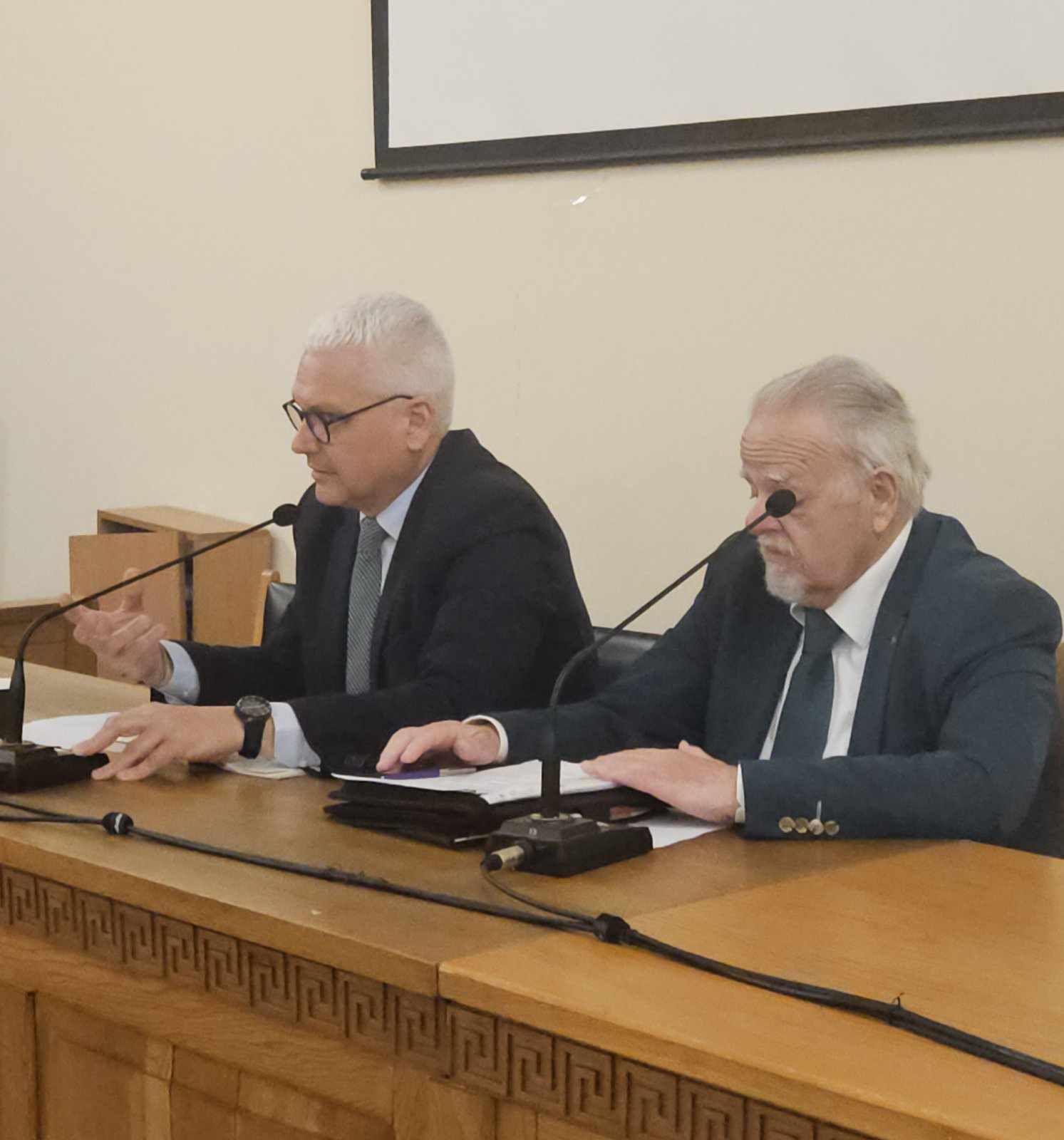 Κατέκτησε τις καρδιές των Πατρινών το βιβλίο του καθηγητή Γιάννη Π.Α. Ιωαννίδη ” Αντικριστές Πολιτείες”