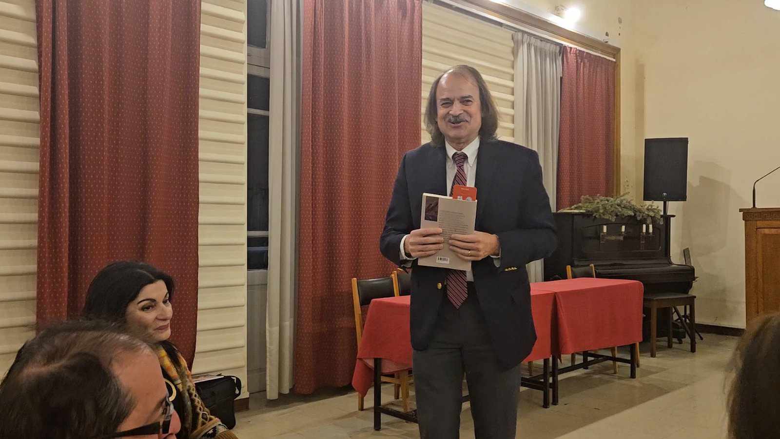 Κατέκτησε τις καρδιές των Πατρινών το βιβλίο του καθηγητή Γιάννη Π.Α. Ιωαννίδη ” Αντικριστές Πολιτείες”