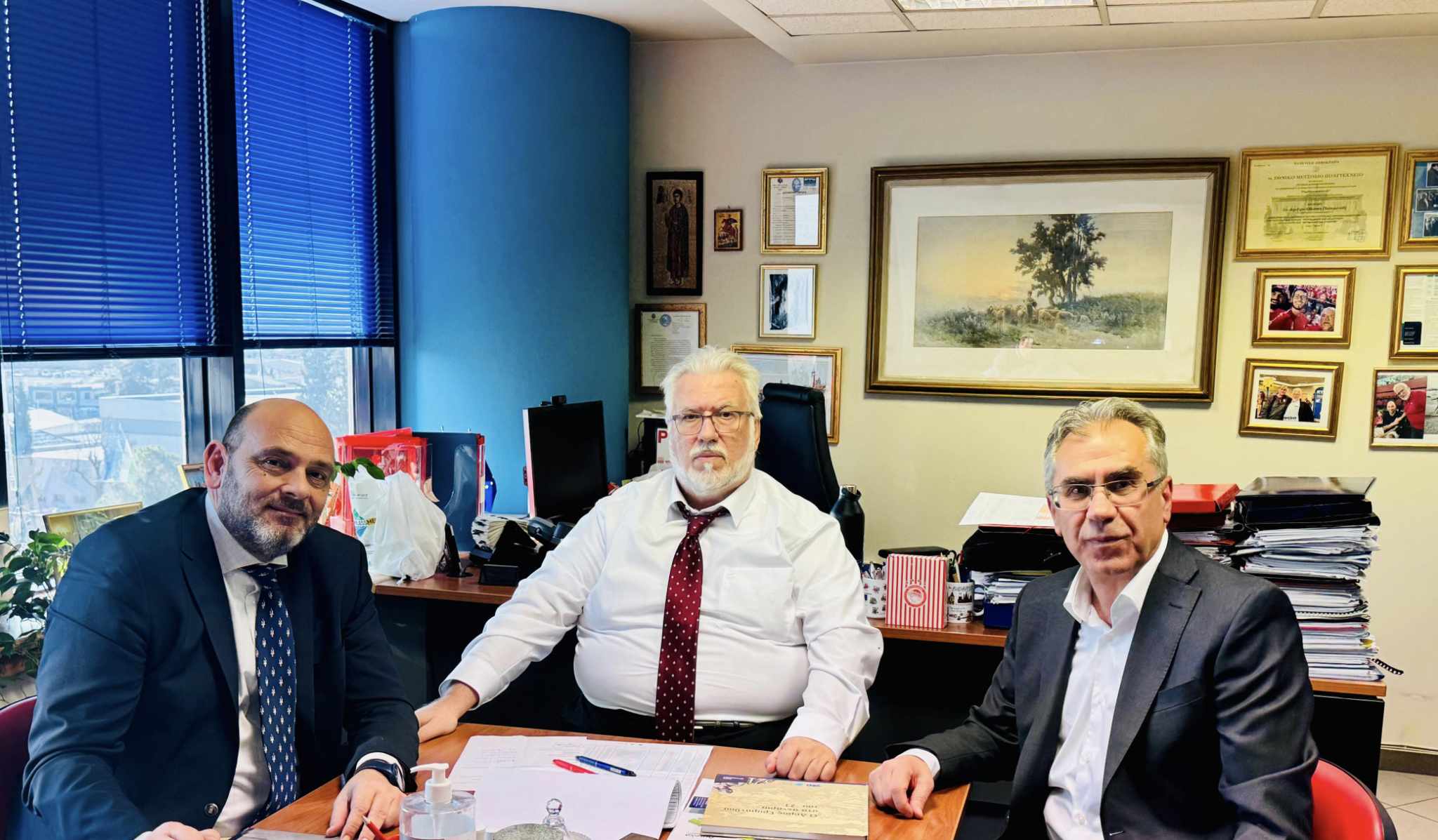 Ο Υφυπουργός Πολιτισμού Ιάσονας Φωτήλας στον Γεν. Γραμματέα του Υπ. Αγροτικής Ανάπτυξης και Τροφίμων για το Δήμο Ερυμάνθου με το Δήμαρχο Ερυμάνθου Θεόδωρο Μπαρή