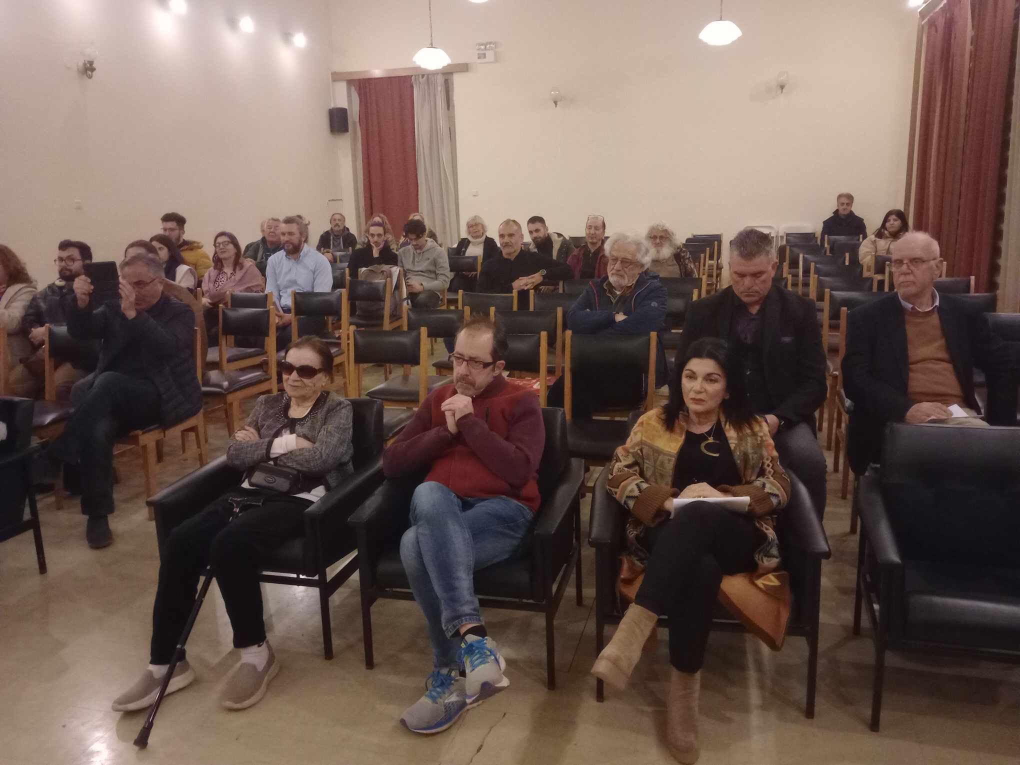 Κατέκτησε τις καρδιές των Πατρινών το βιβλίο του καθηγητή Γιάννη Π.Α. Ιωαννίδη ” Αντικριστές Πολιτείες”