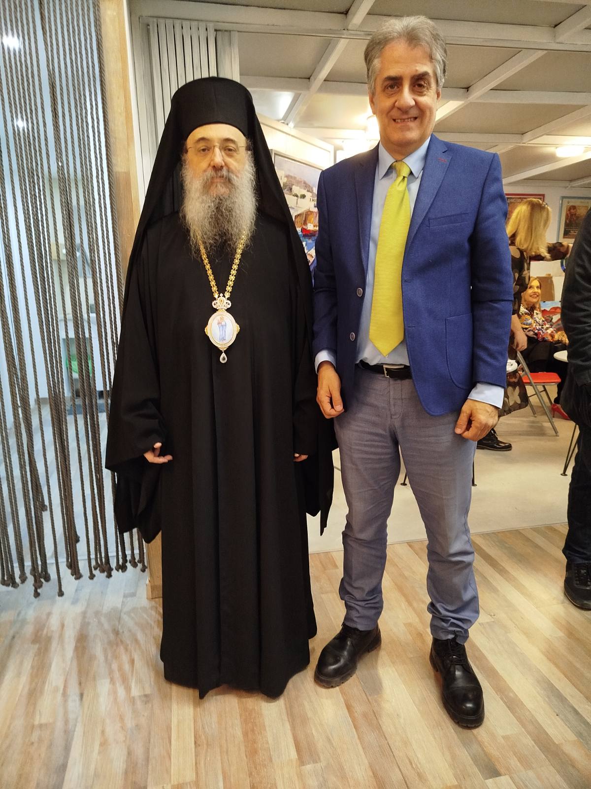 Το βιβλίο “Τάματα” του Δρα Παναγιώτη Καμπάνη,κατάκτησε τις καρδιές των Πατρινών.